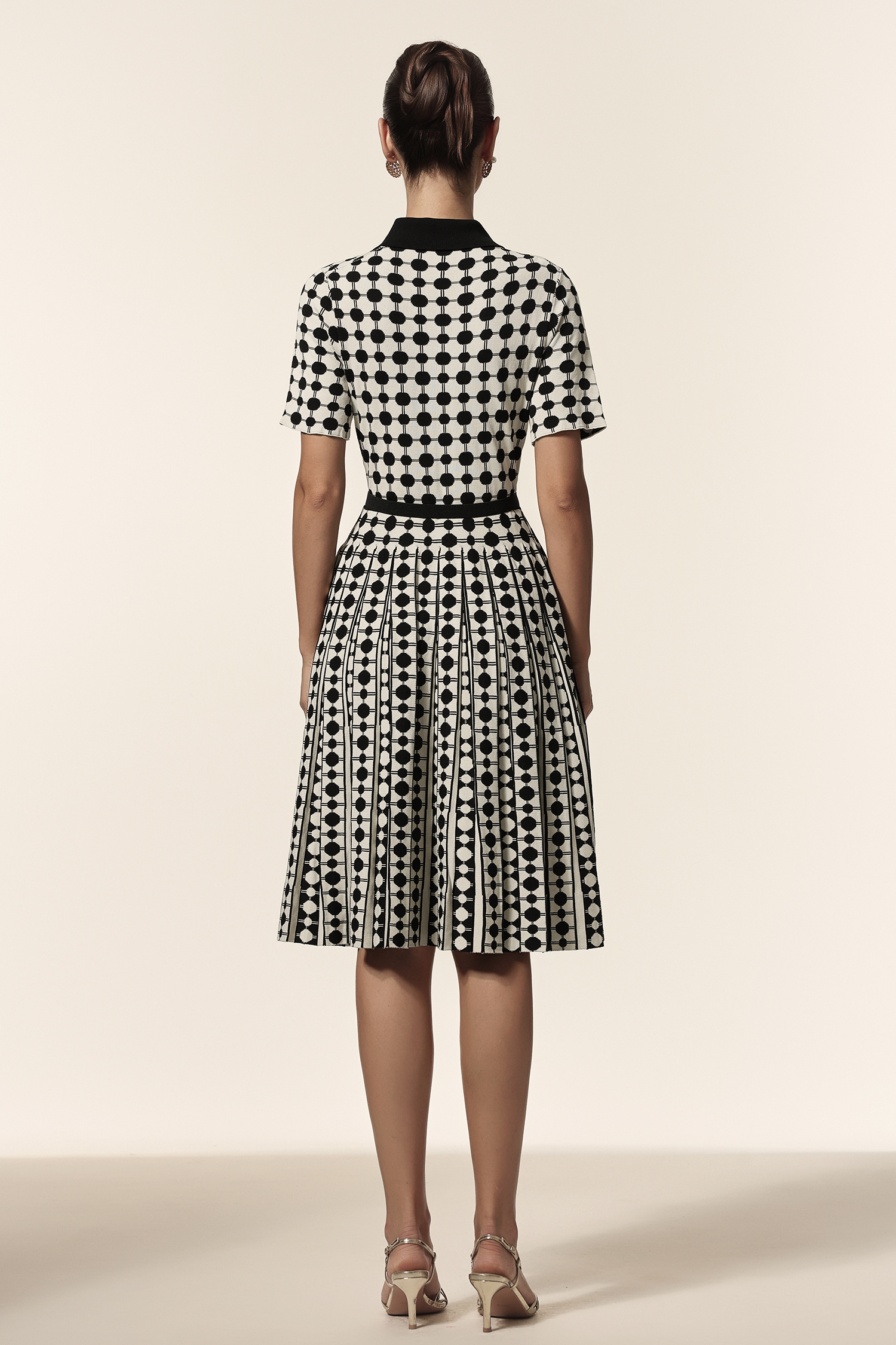 Edan Lapel Short Sleeves Midi Dress