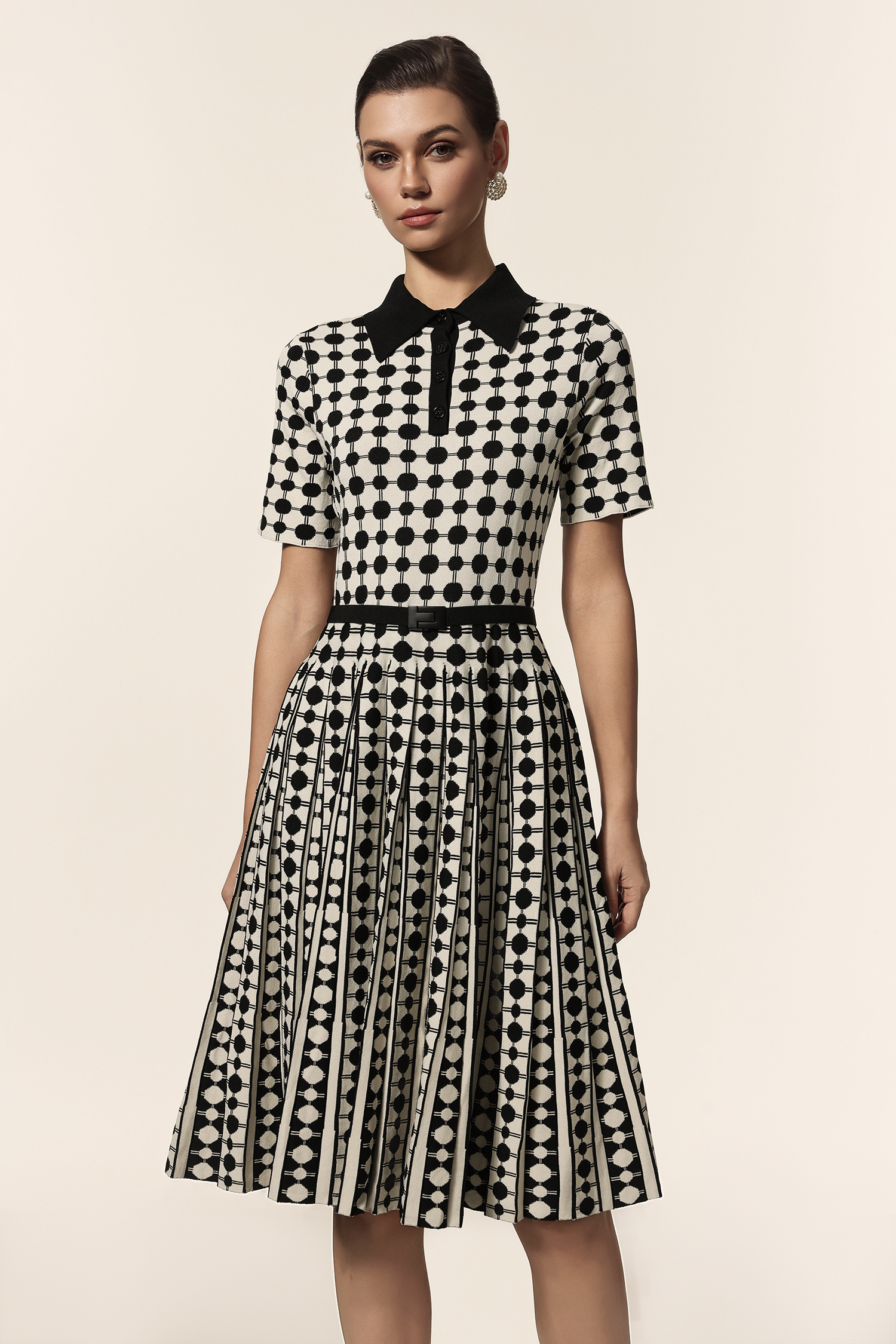 Edan Lapel Short Sleeves Midi Dress