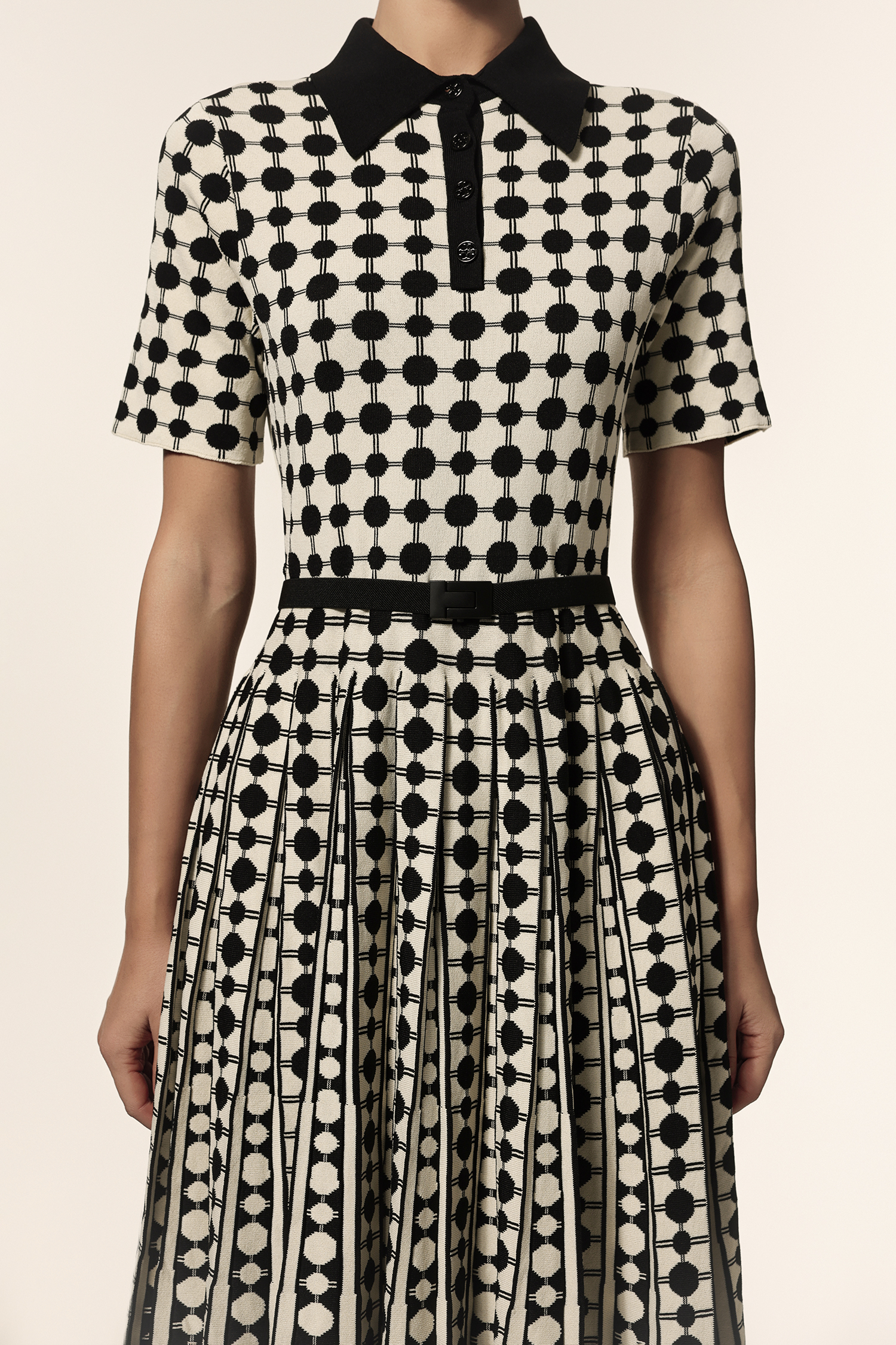 Edan Lapel Short Sleeves Midi Dress