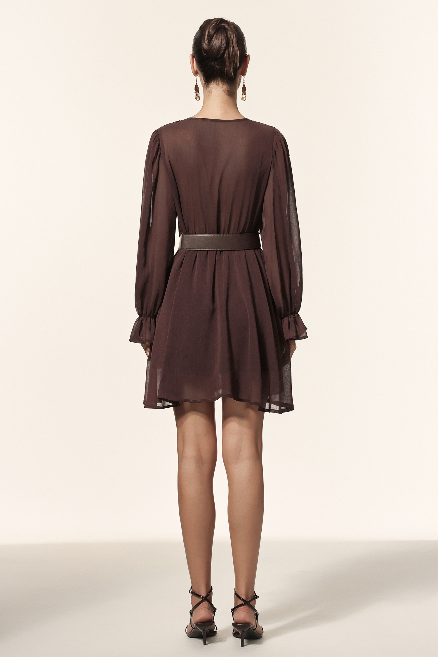 Kavaza Round Neck Long Sleeves Folds Mini Dress