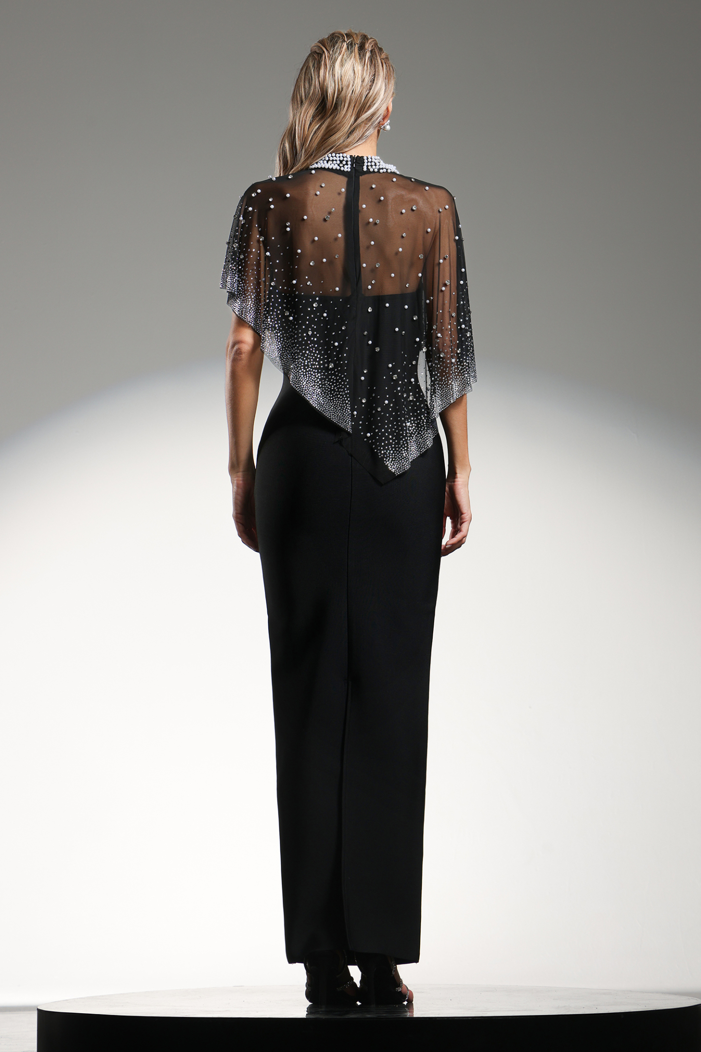 Jacey Sleeveless Diamond Pearl Bandage Maxi Dress