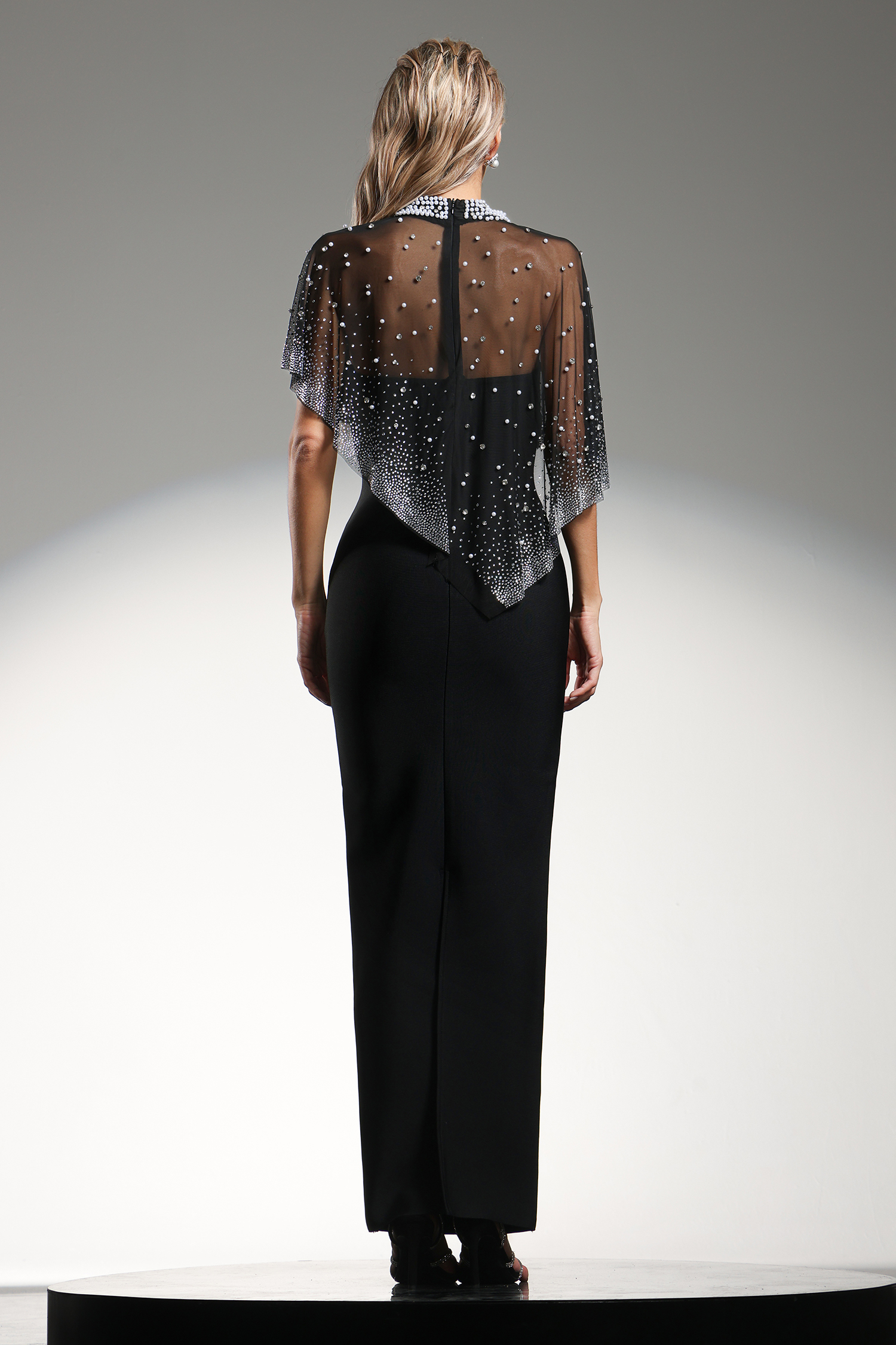 Jacey Sleeveless Diamond Pearl Bandage Maxi Dress