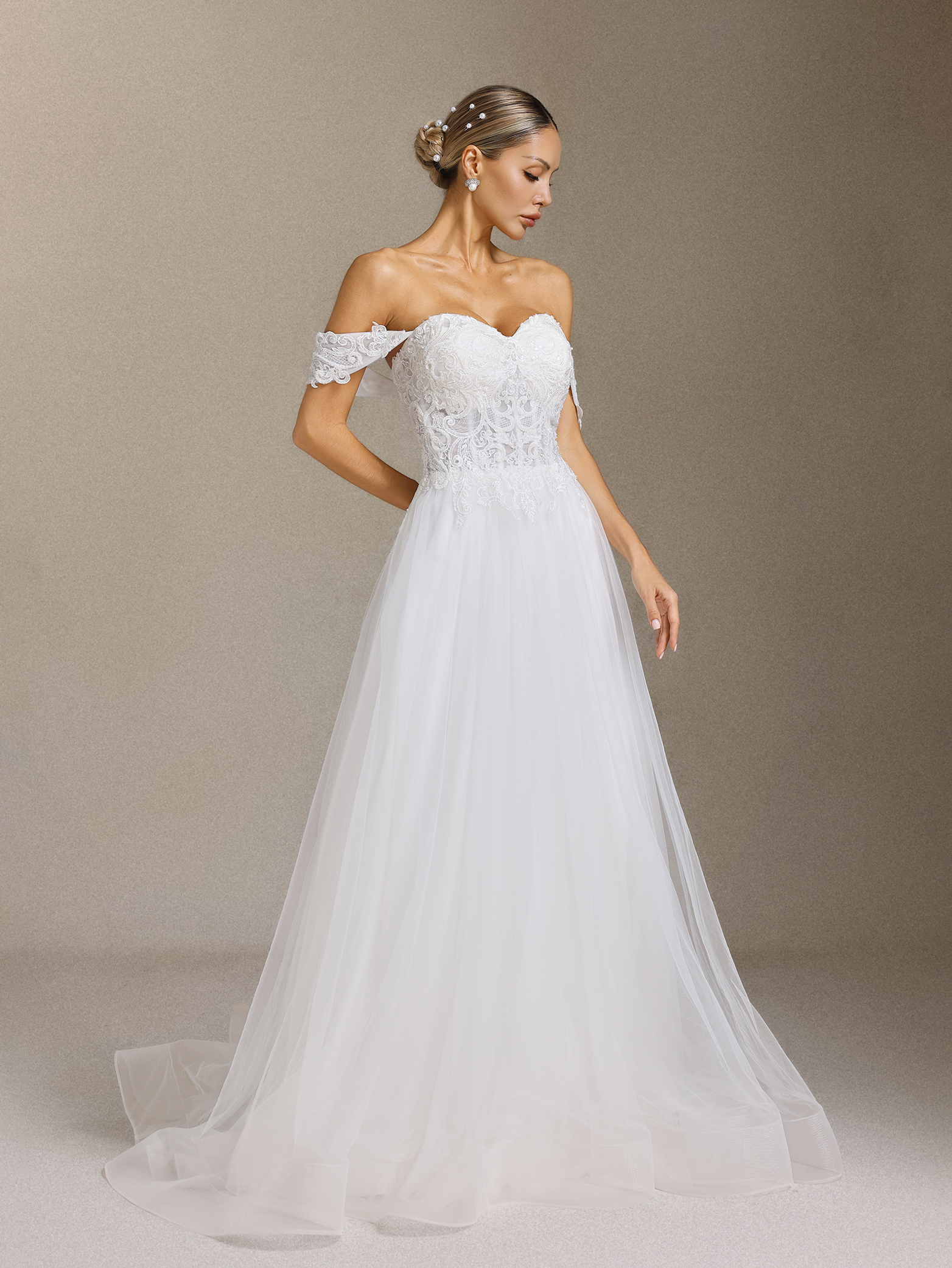 Lala Off-the-shoulder Lace Fish bone maxi wedding dress