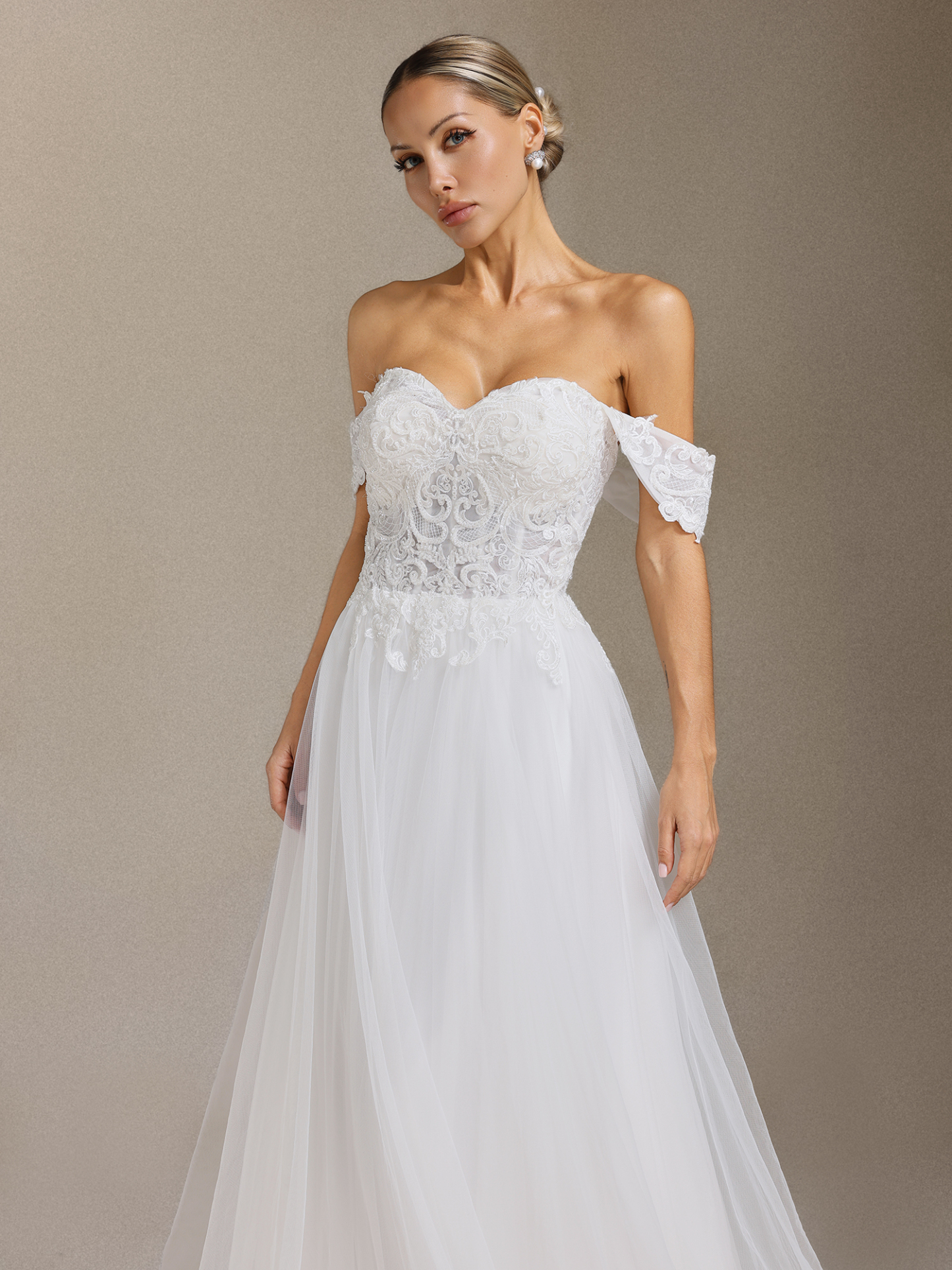 Lala Off-the-shoulder Lace Fish bone maxi wedding dress