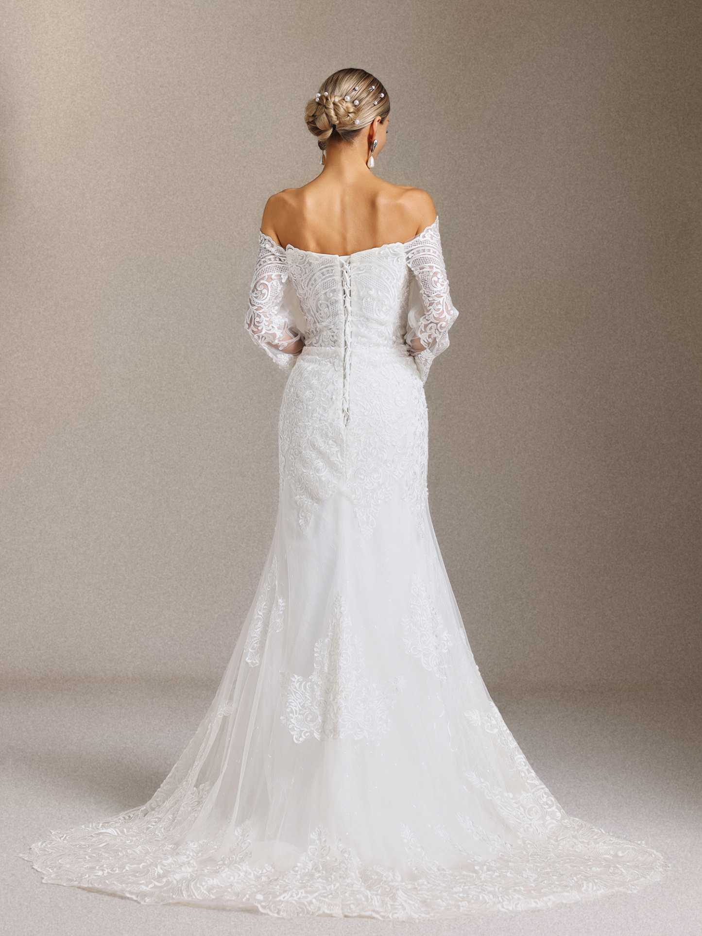 Lanla Off-the-shoulder lace long-sleeved fitted maxi wedding dress