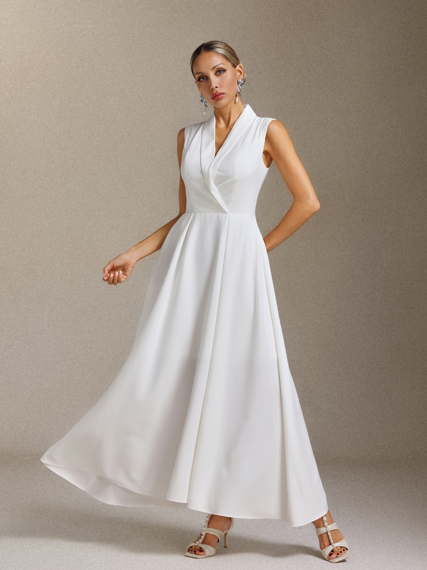 Daona Sleeveless Suit collar Satin maxi dress