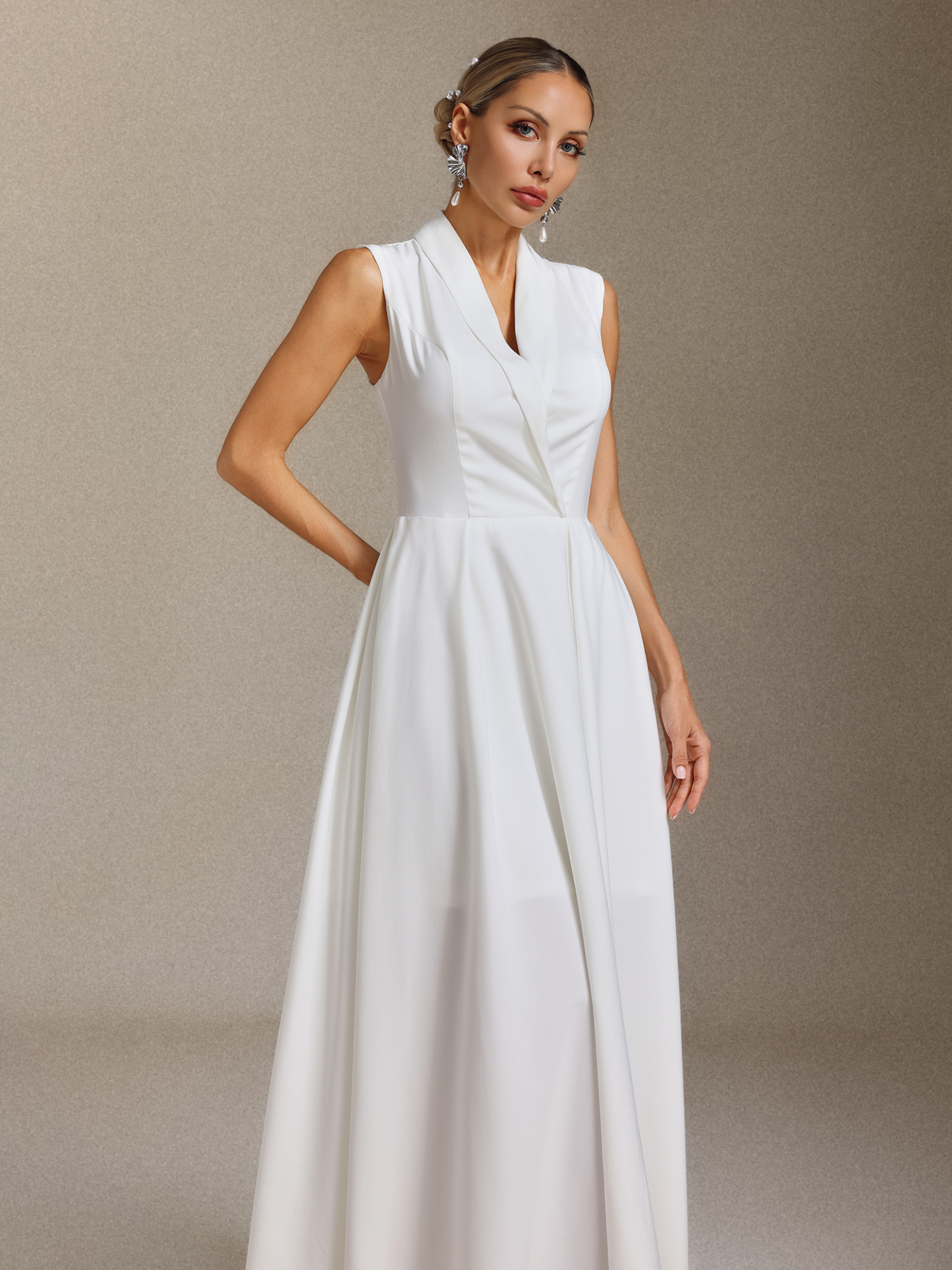 Daona Sleeveless Suit collar Satin maxi dress