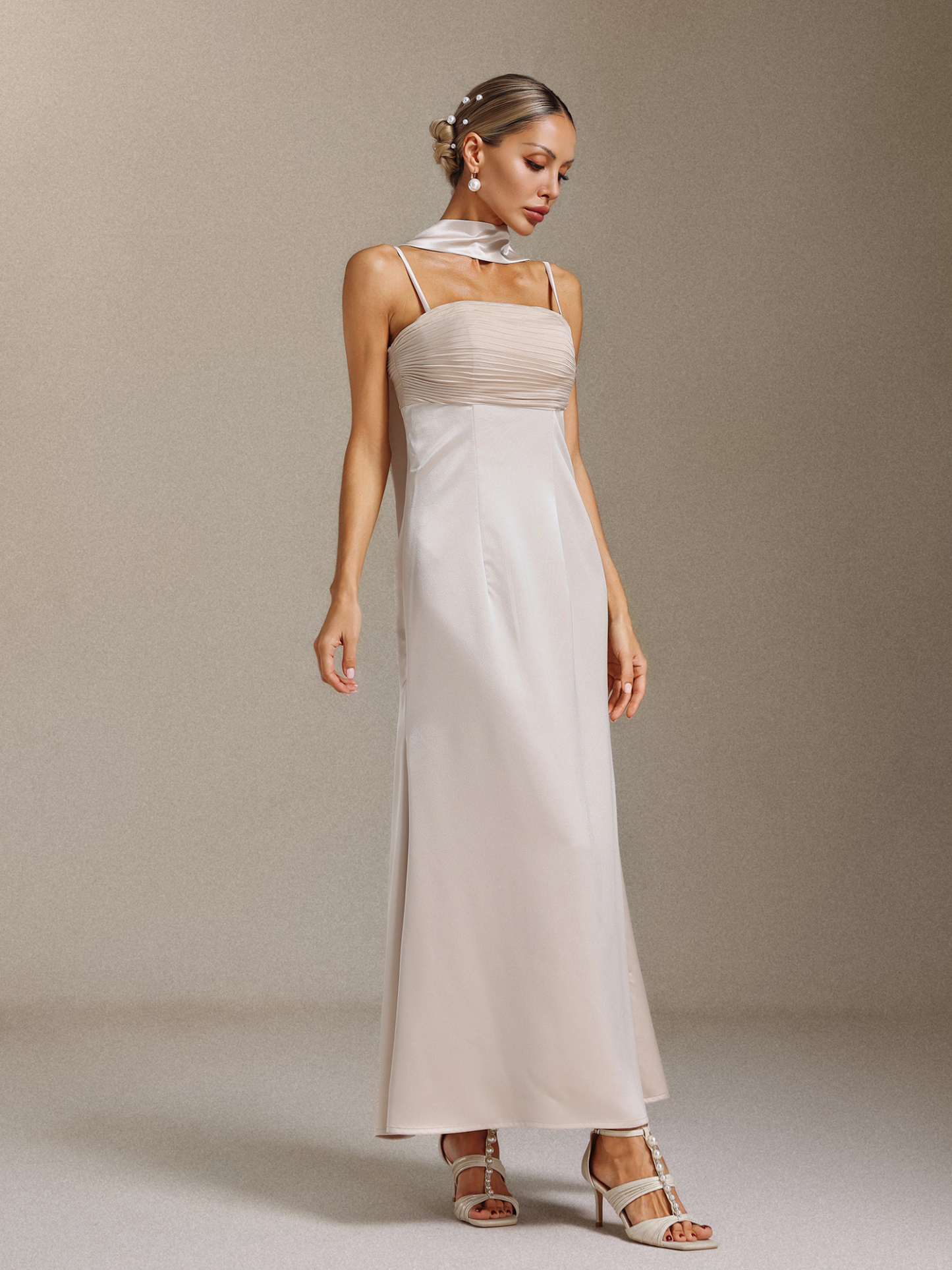 Tadita Spaghetti-strap slimming ribbon Maxi Dress