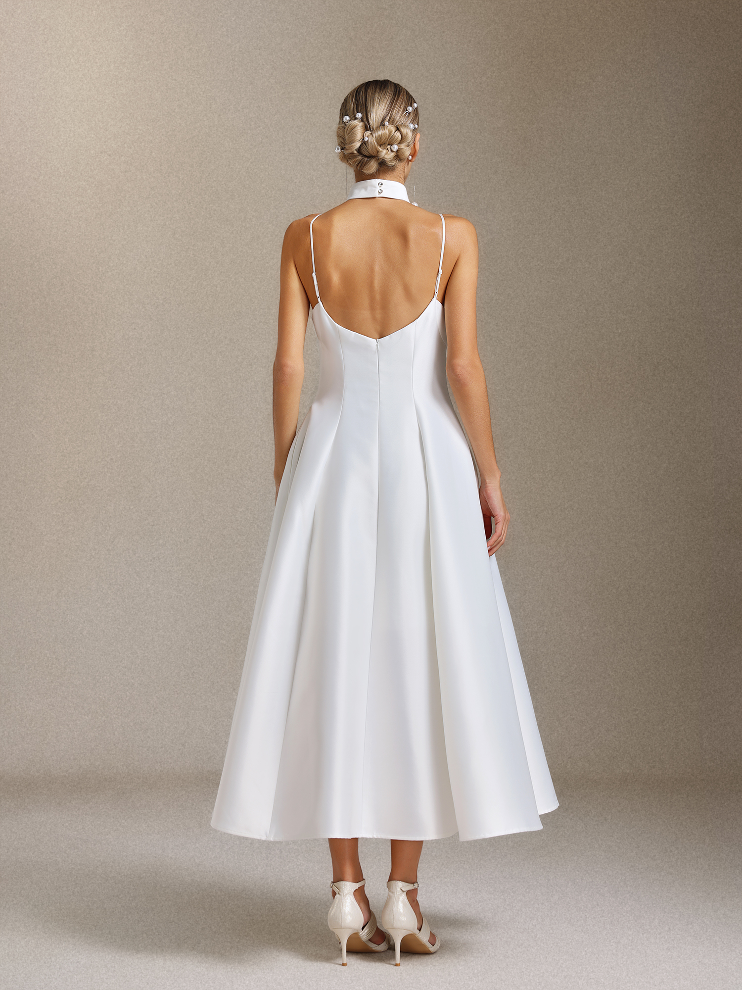 Sabrina Backless Splicing Waist-cinching V-neck halter midi dress