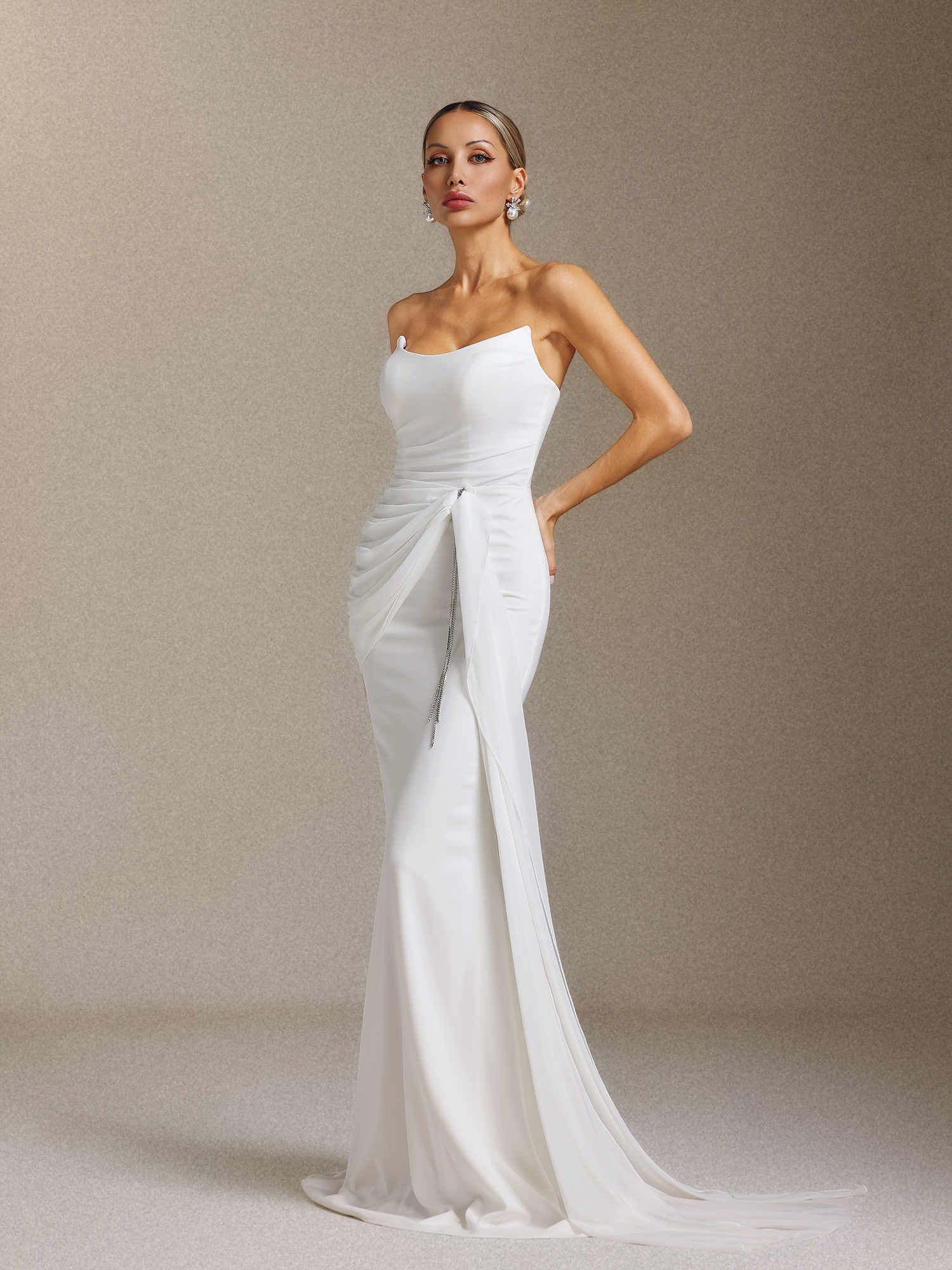 Della Sleeveless strapless pleated maxi dress