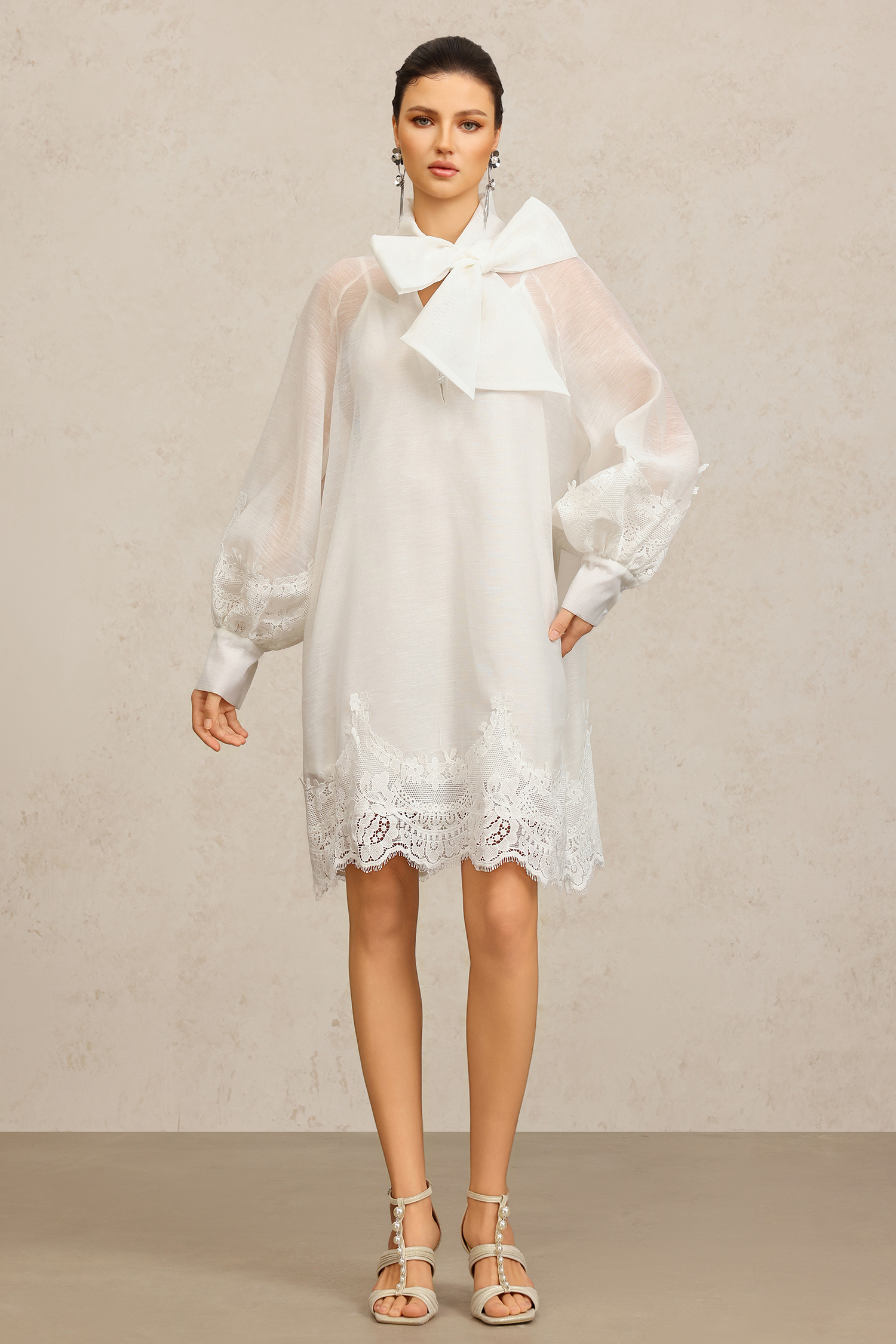 Sareka V-Neck Long Sleeves Lace Flowers Streamer Bowknot Mini Dress