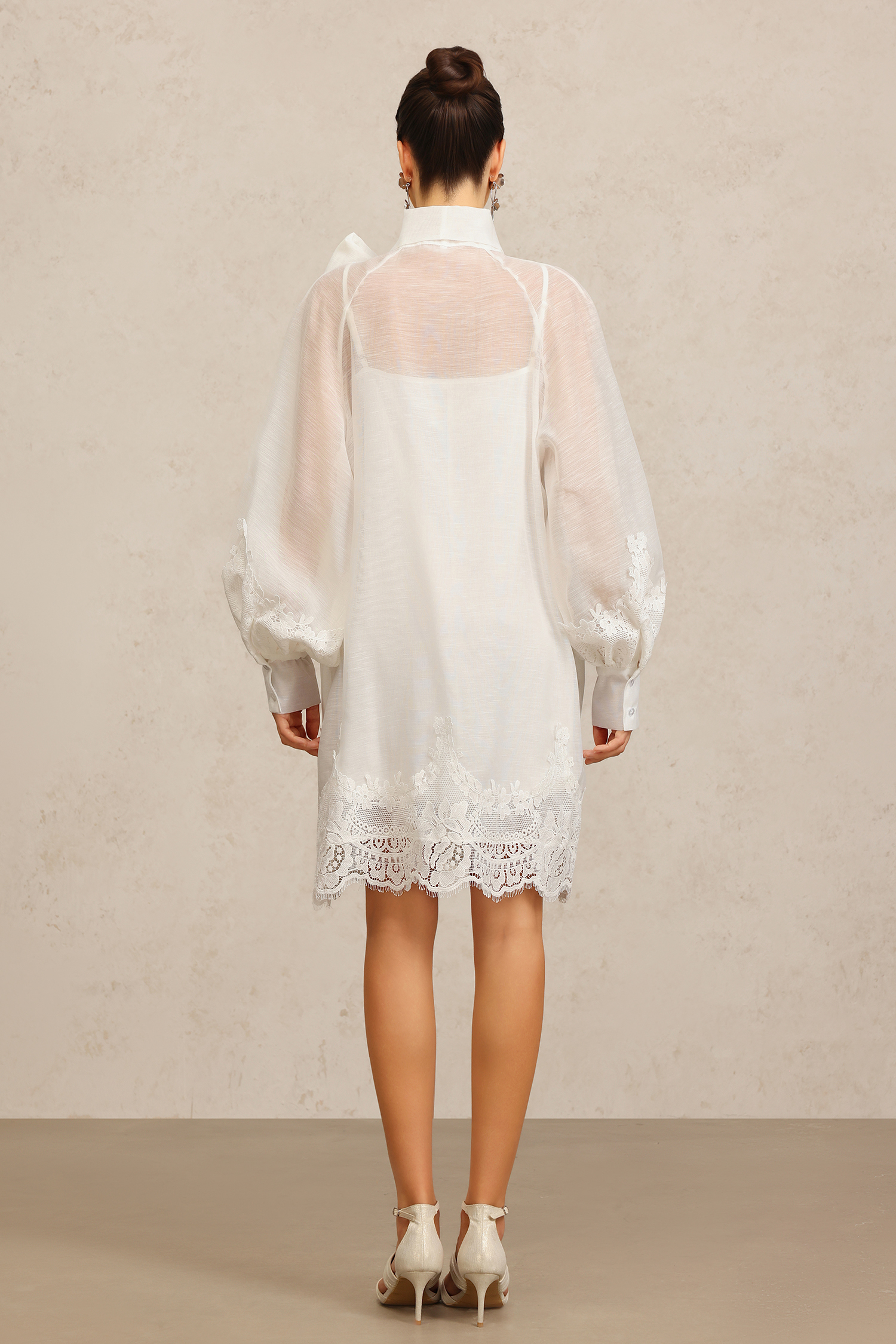 Sareka V-Neck Long Sleeves Lace Flowers Streamer Bowknot Mini Dress