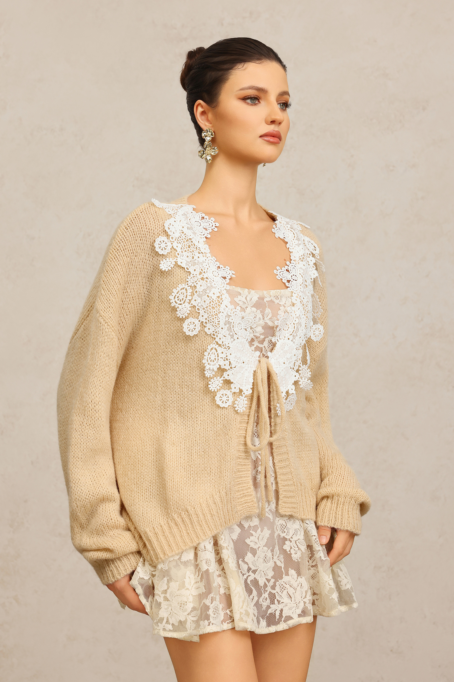 Lacey Long Sleeves Lace Flowers Top Coat