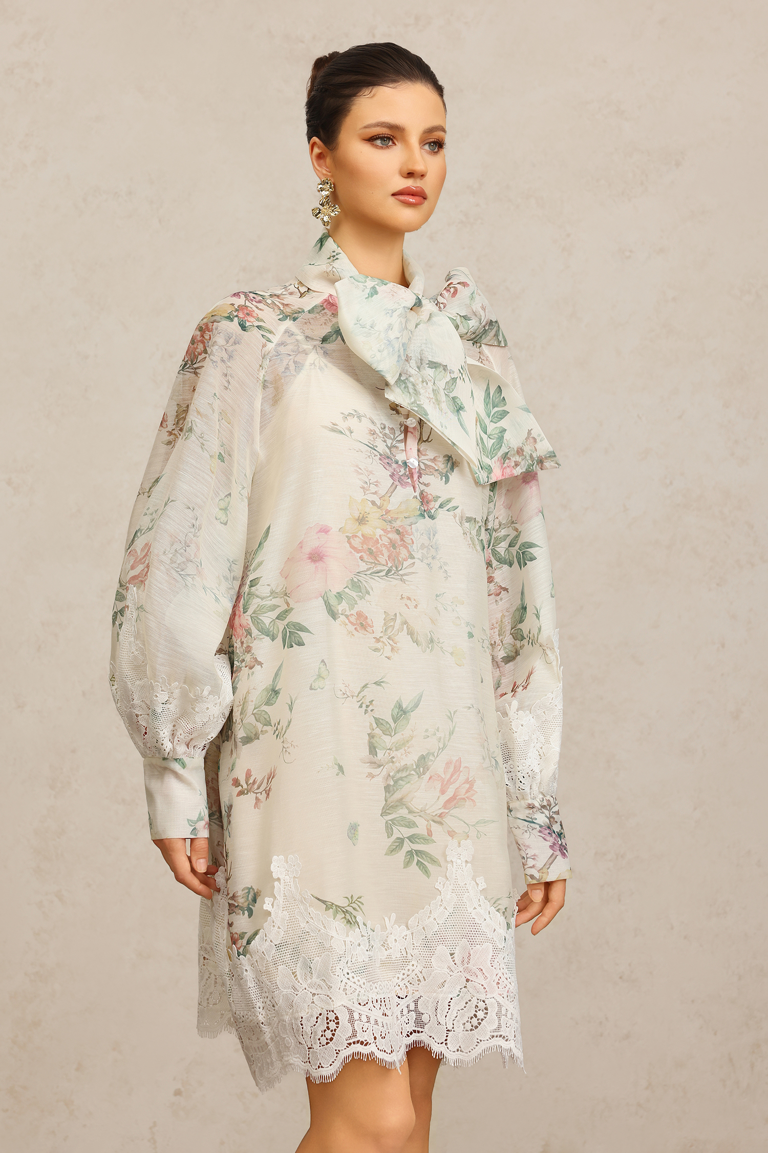 Sareka V-Neck Long Sleeves Lace Flowers Streamer Bowknot Floral Printed Mini Dress