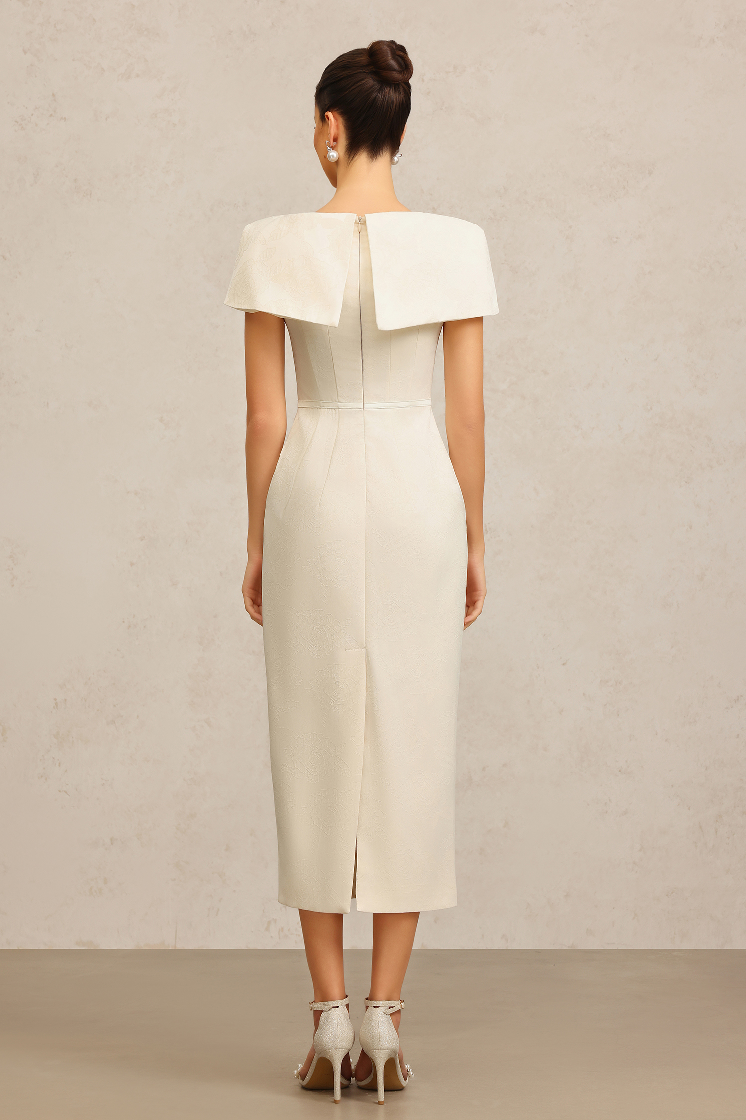 Kivi Short Sleeves Folds Bowknot Maxi Dress