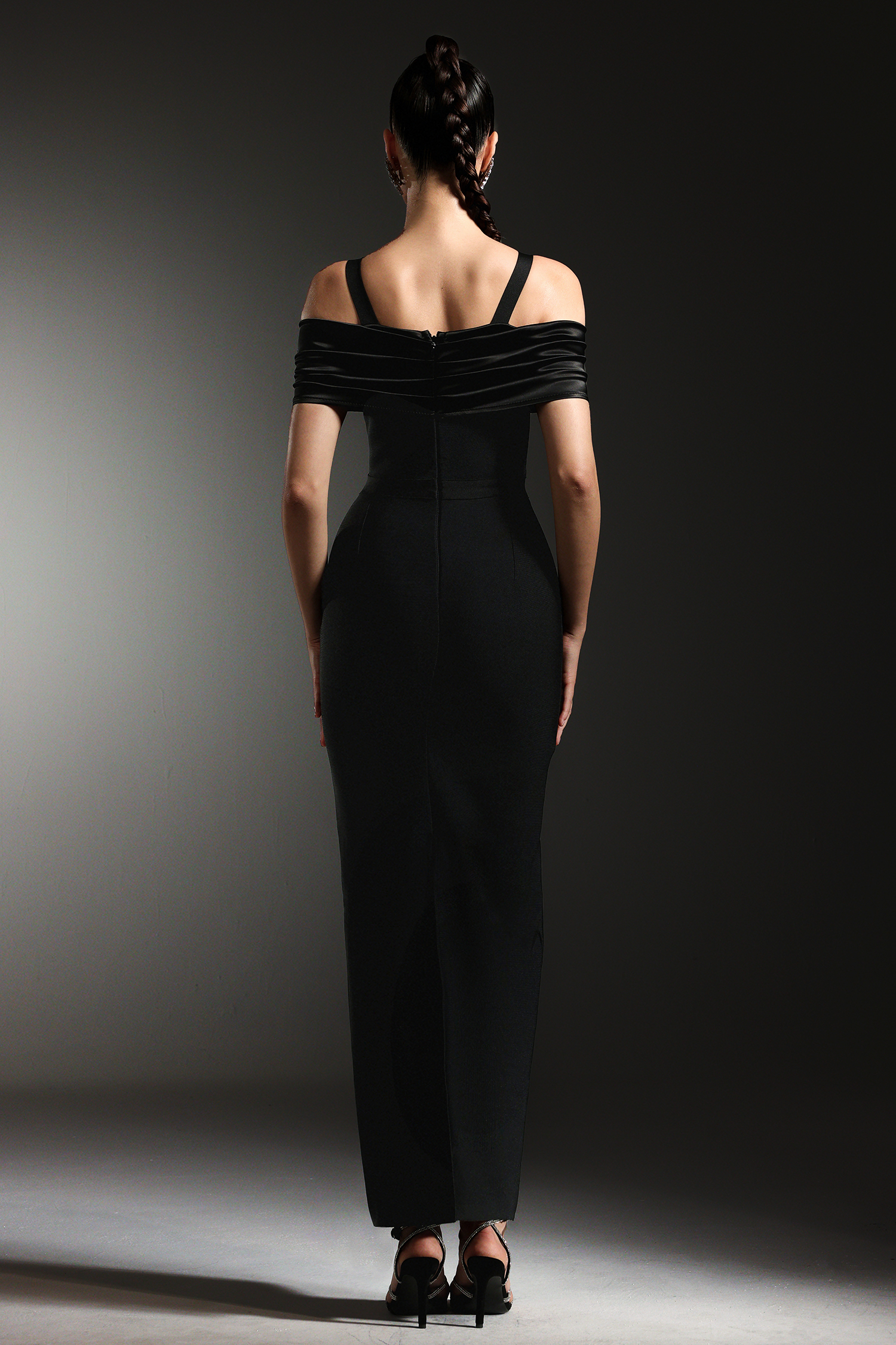 Yamia Sleeveless Off The Shoulder Diamond Bandage Maxi Dress