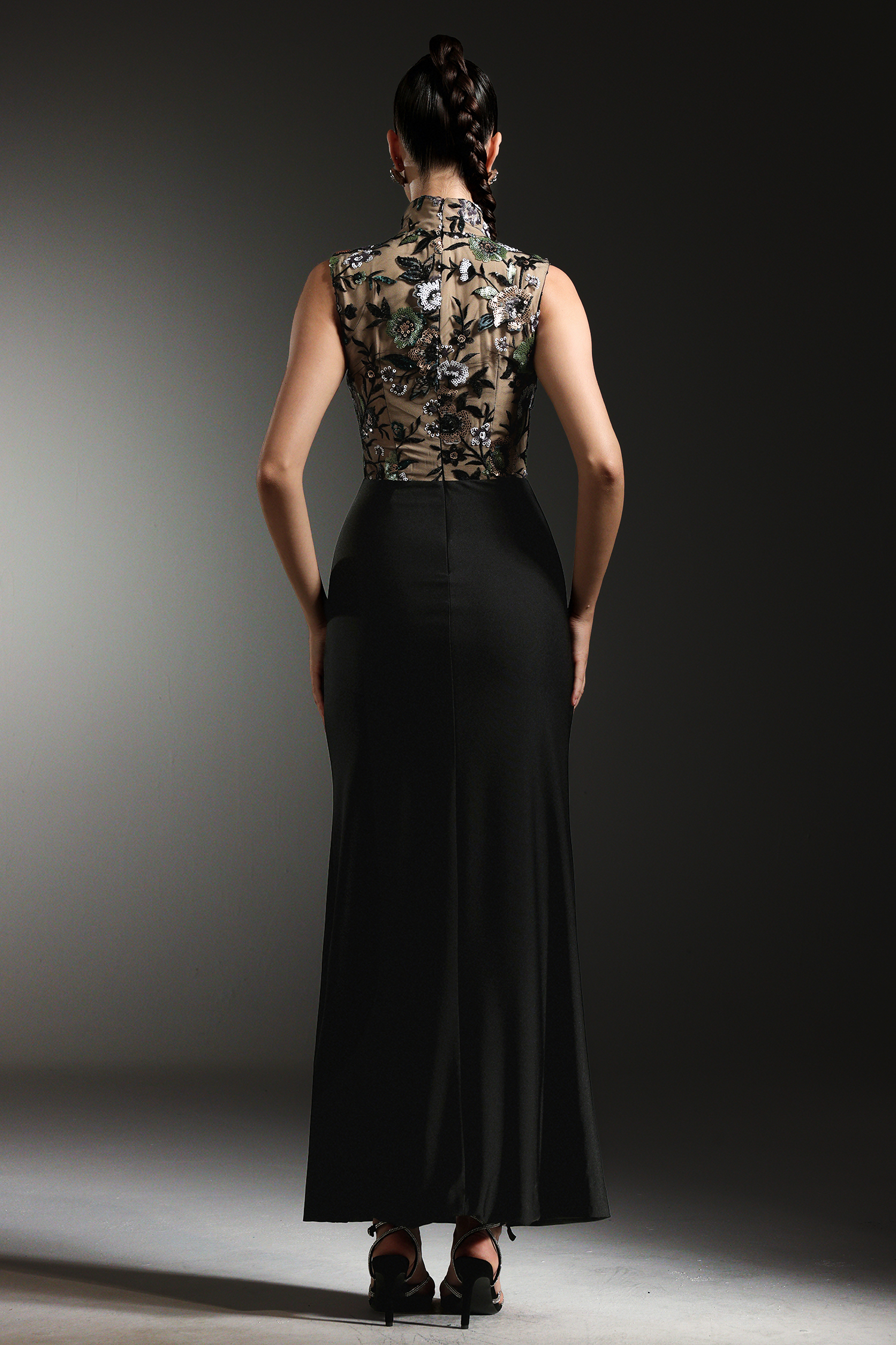 Elisabeth Flowers Sequins Slim Black Maxi Dress