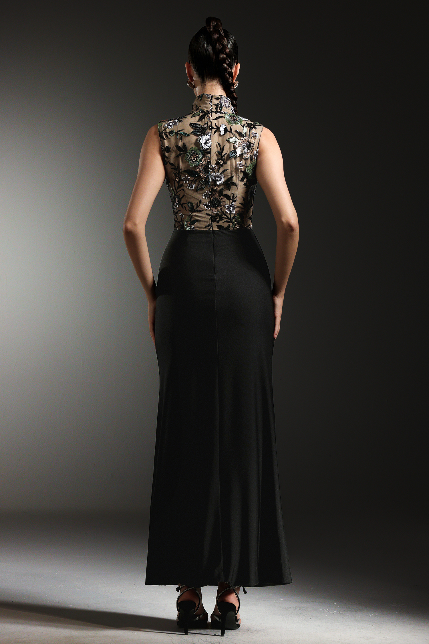 Elisabeth Flowers Sequins Slim Black Maxi Dress