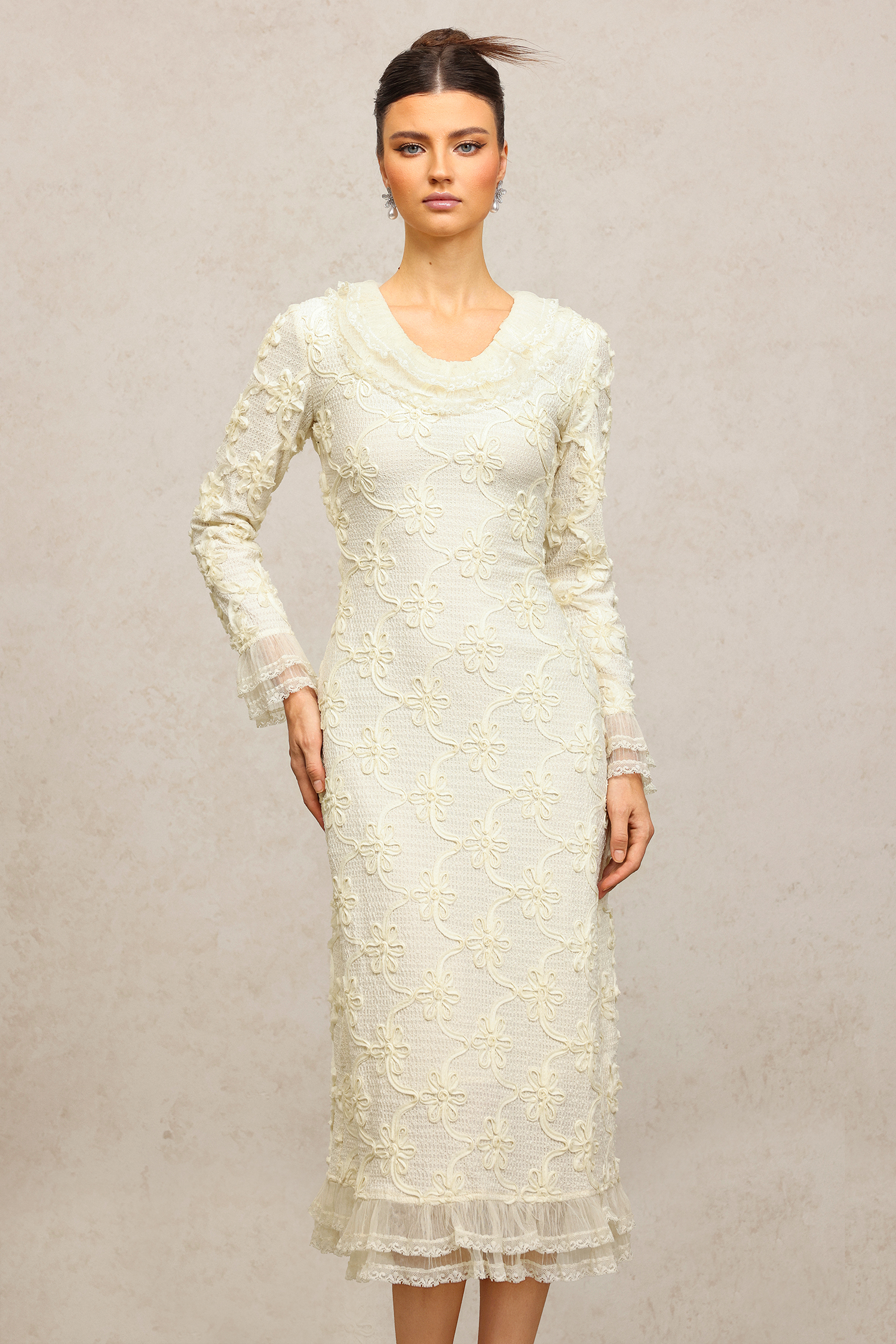 Nunaa V-Neck Long Sleeves Embroidery Lace Maxi Dress