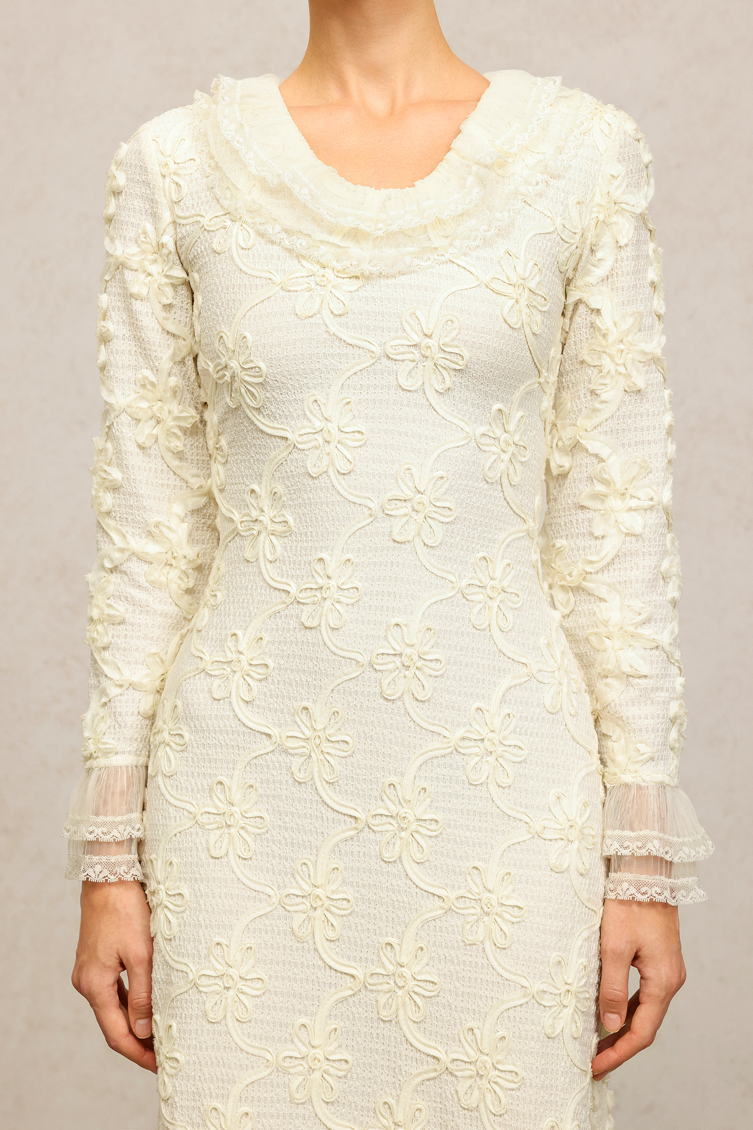 Nunaa V-Neck Long Sleeves Embroidery Lace Maxi Dress