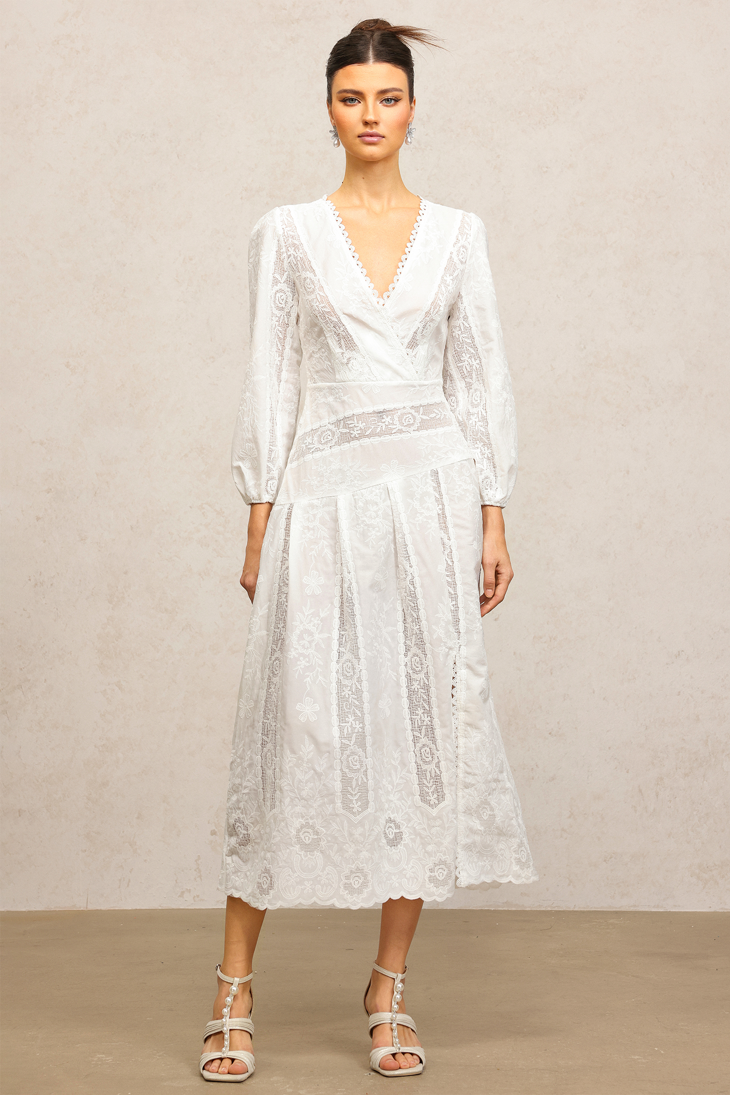 Payson V-Neck Long Sleeves Lace Maxi Dress