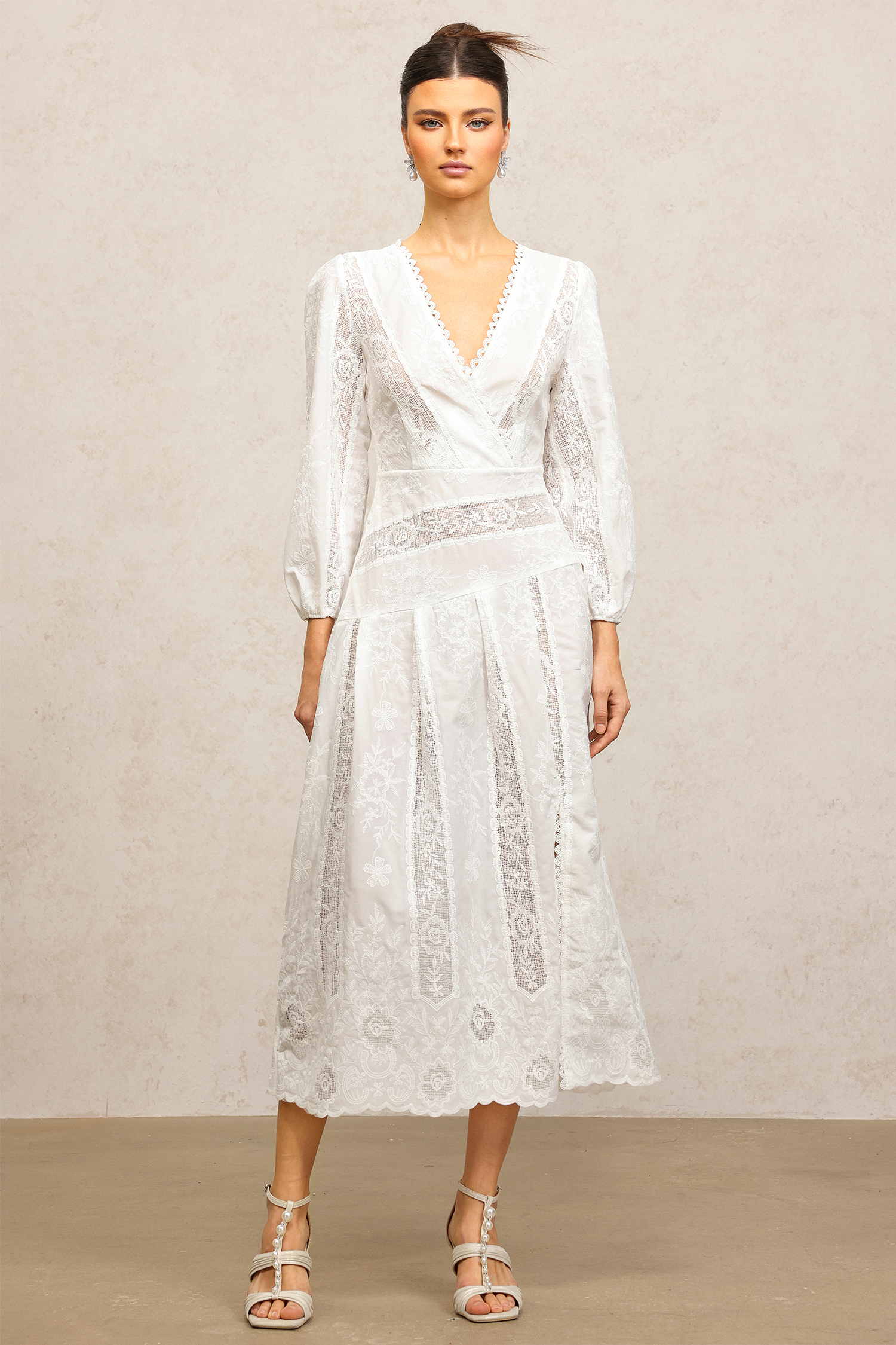 Payson V-Neck Long Sleeves Lace Maxi Dress