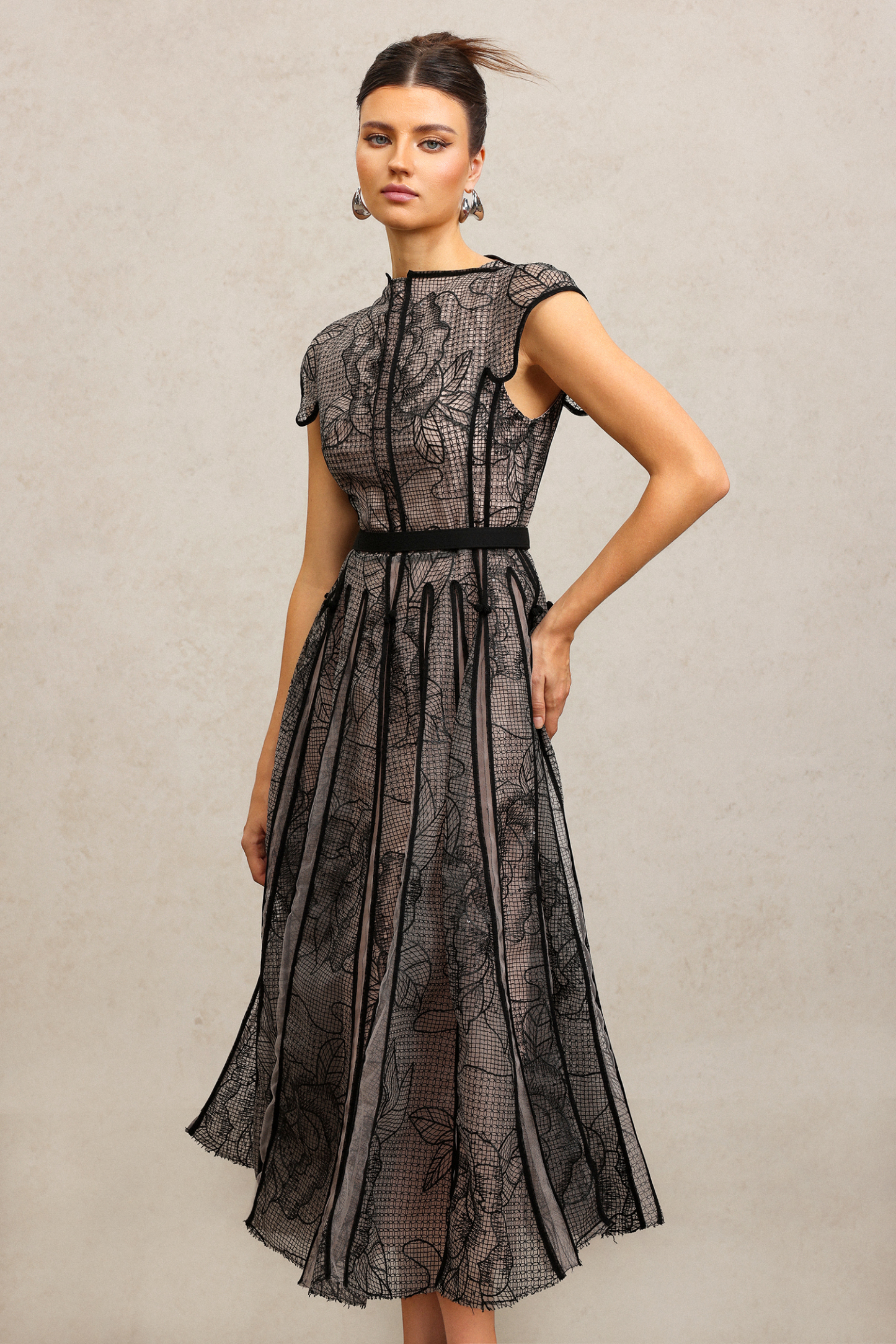 Kawko Asymmetric Sleeveles Embroidery Flowers Lace Maxi Dress