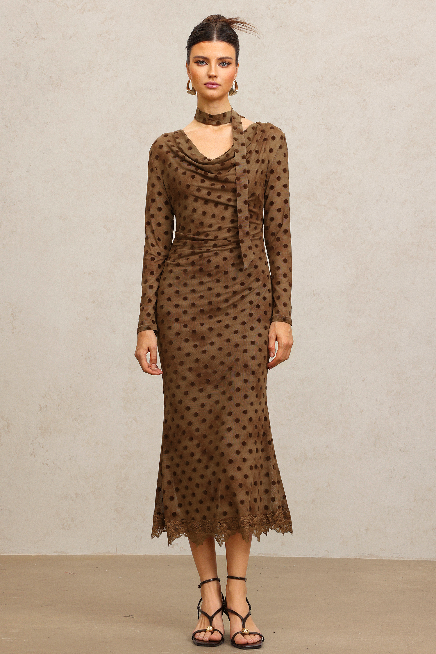 Wilisa Long Sleeves Streamer Midi Dress