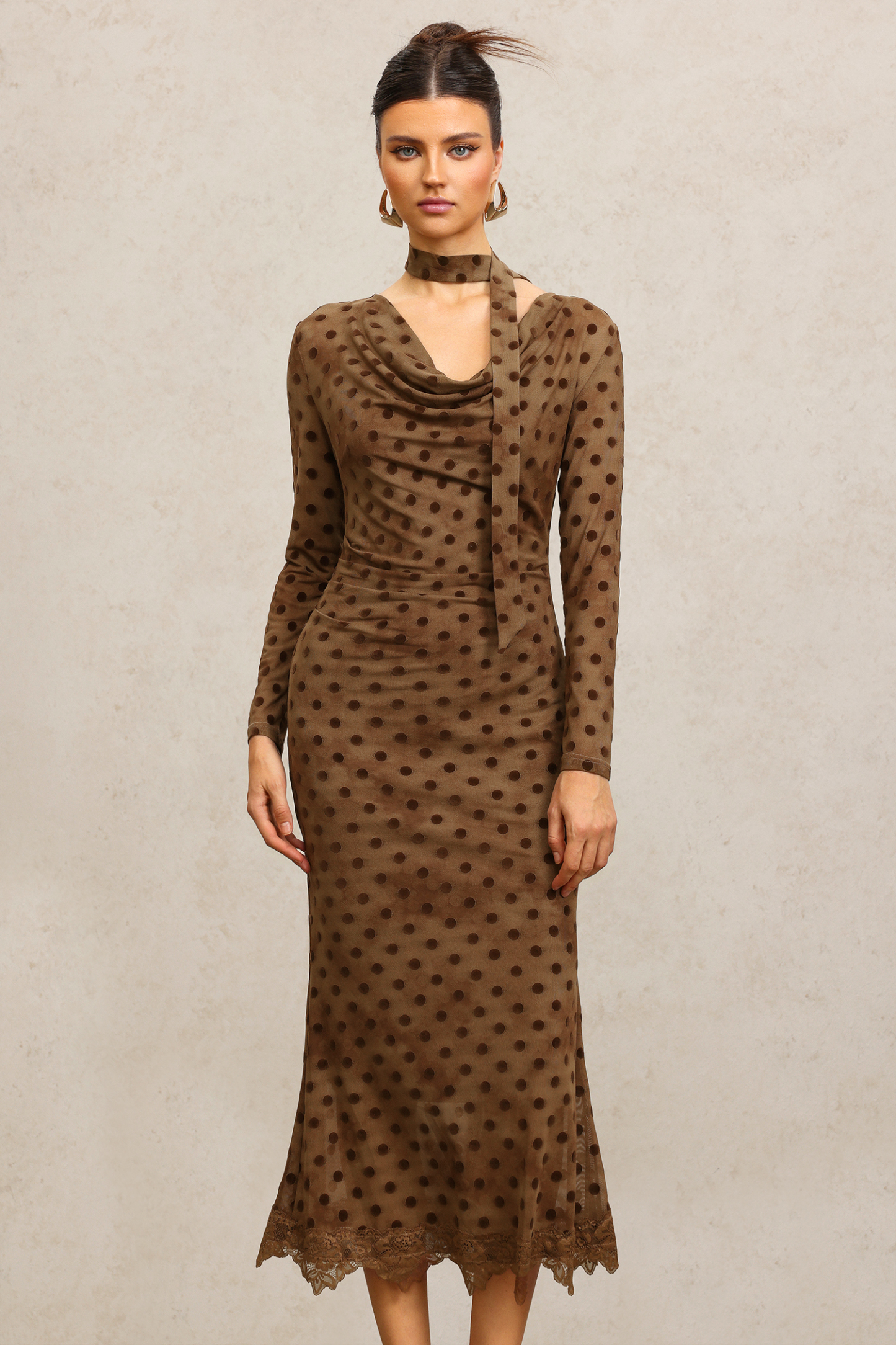 Wilisa Long Sleeves Streamer Midi Dress