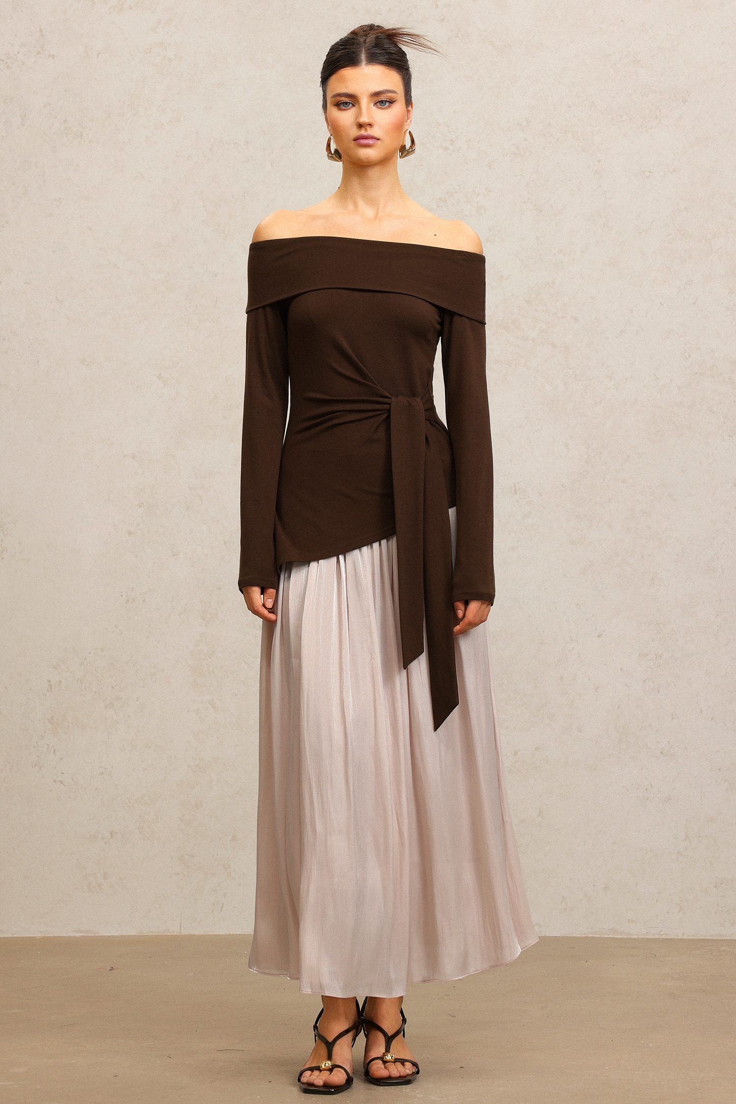 Gema Off-The-Shoulder Long Sleeves Folds Maxi Dress