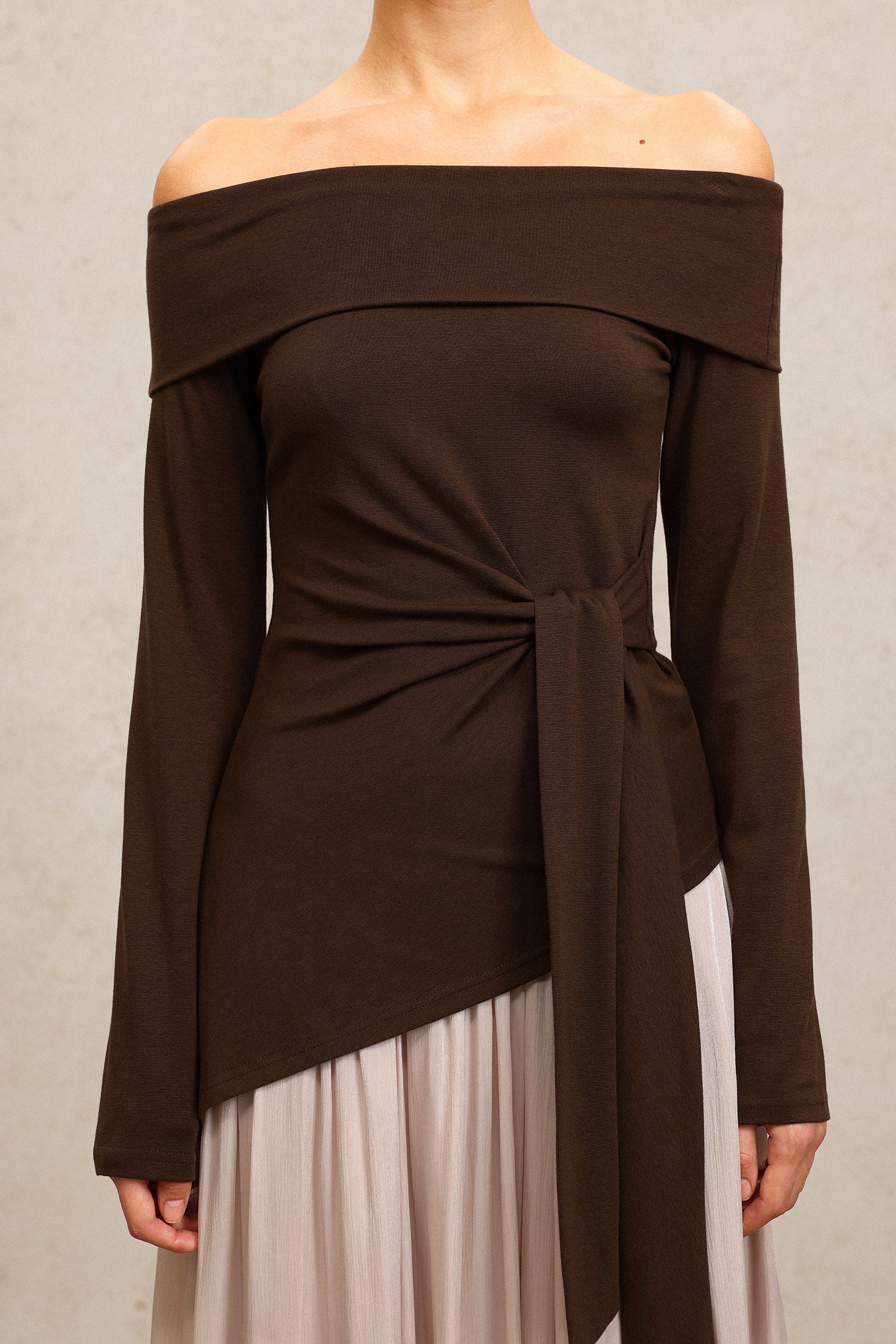 Gema Off-The-Shoulder Long Sleeves Folds Maxi Dress