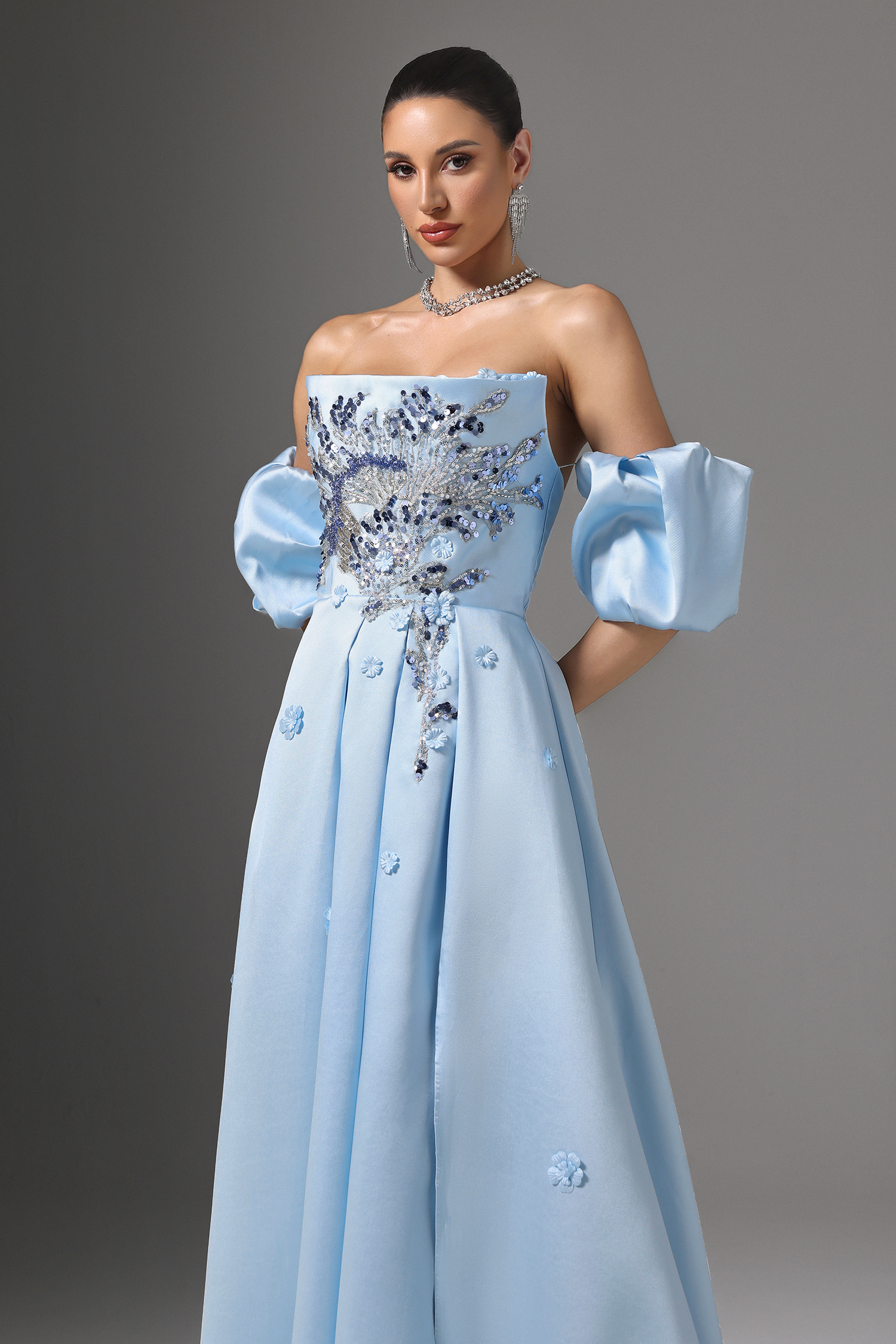 Winni Off-Shoulder Floral Embroidered High Slit Maxi Dress