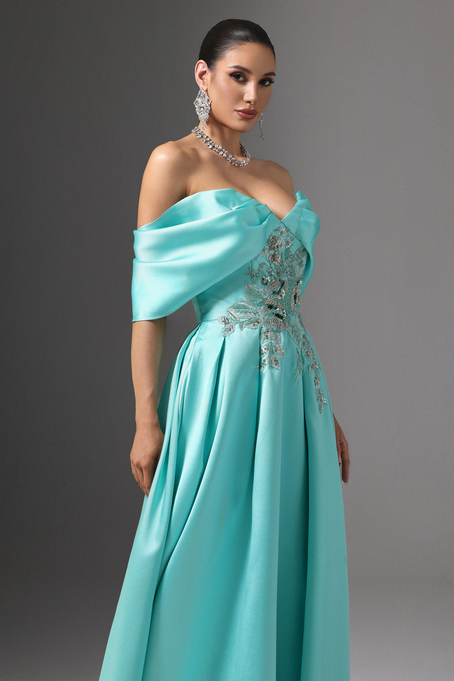 Salamo Off-Shoulder Floral Embroidered Maxi Dress