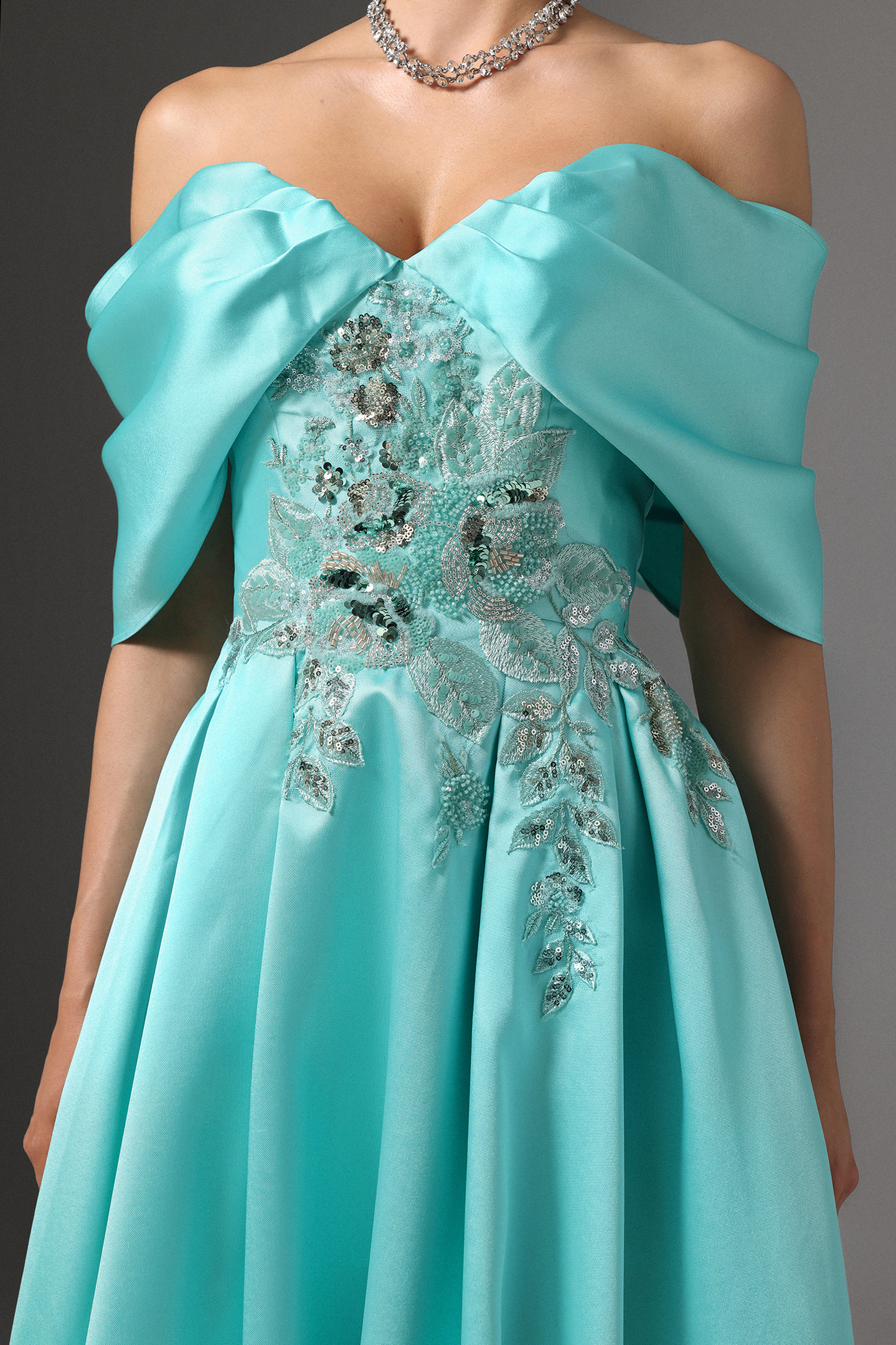 Salamo Off-Shoulder Floral Embroidered Maxi Dress