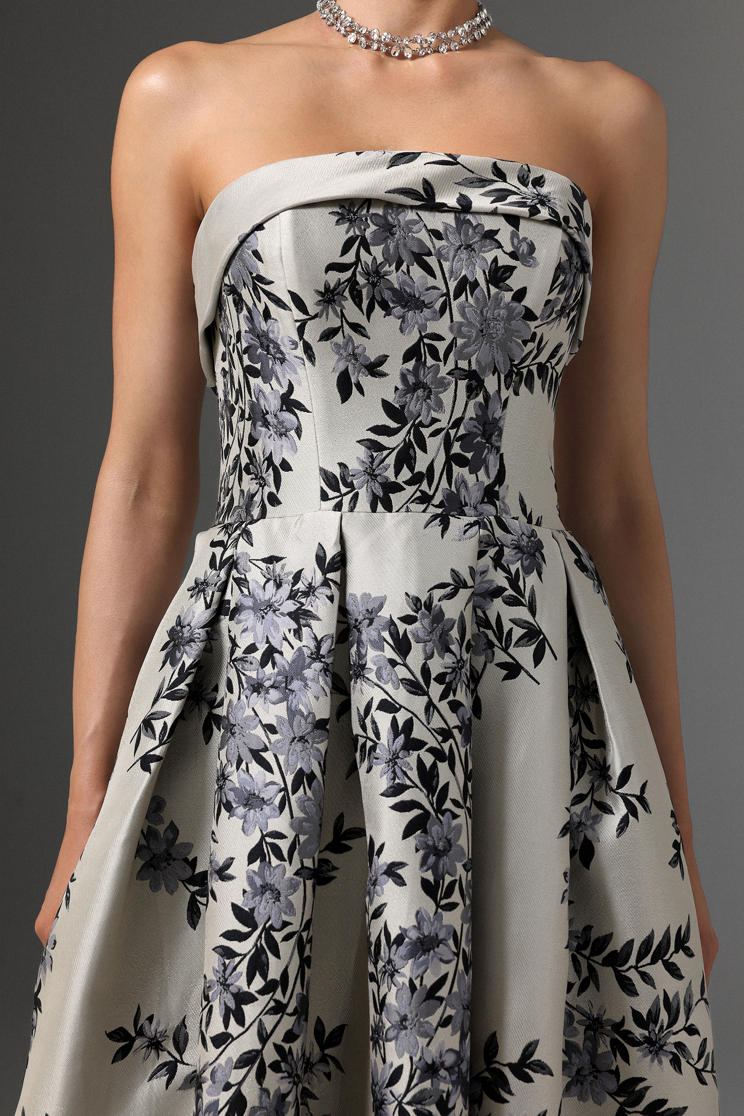 Zeno Strapless Floral Embroidery Maxi Dress