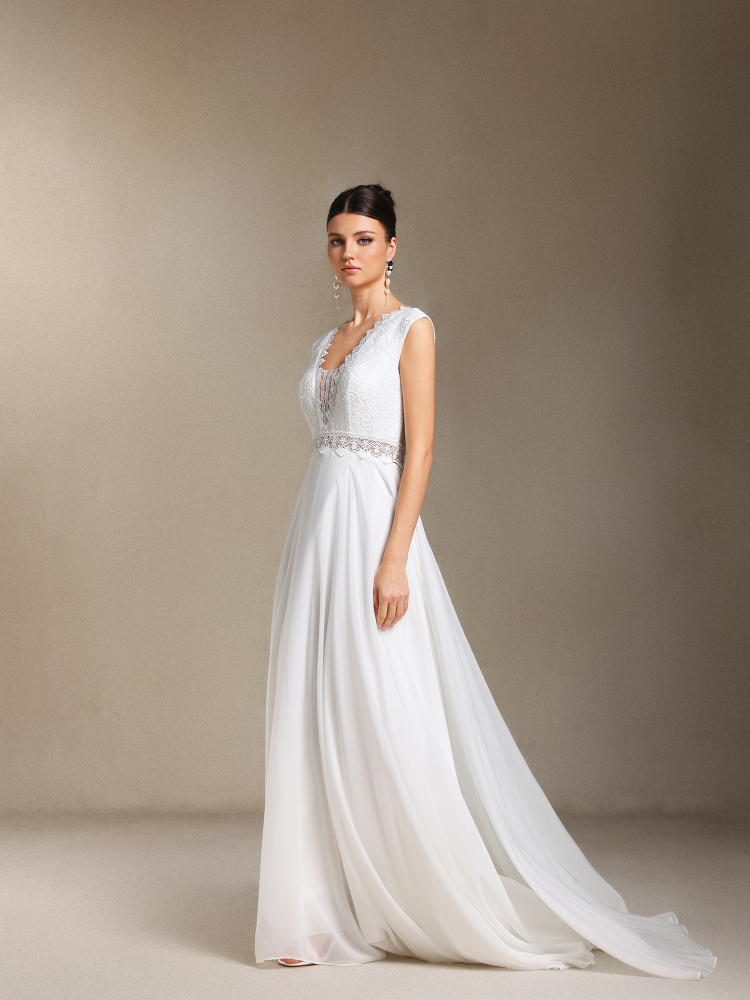 Soraya Lace Chiffon Fang Ling Backless Trailing maxi wedding dress