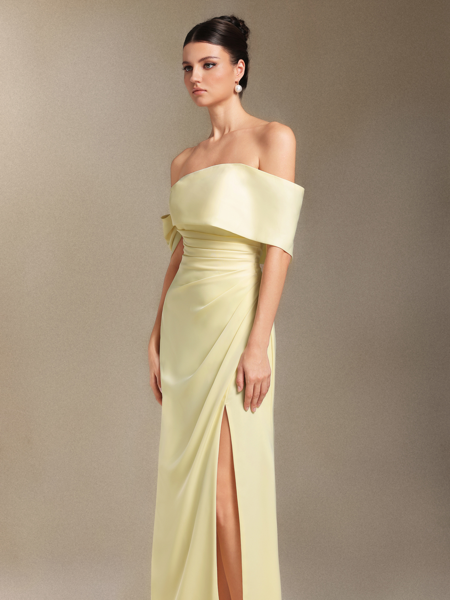 Yauia Fold One-shoulder Slit maxi wedding dress