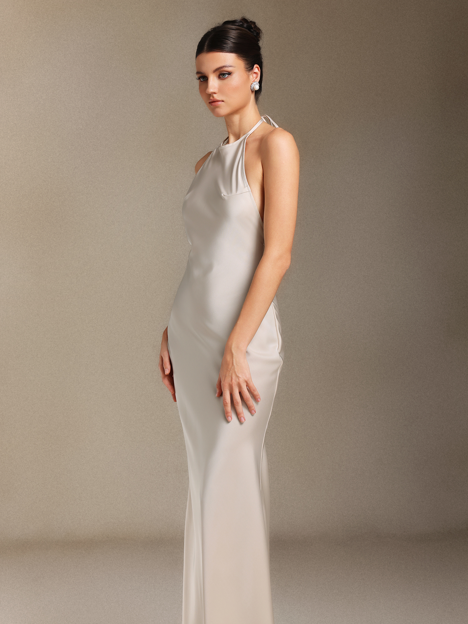 Irene Hanging neck Backless Binding strap maxi formal dress