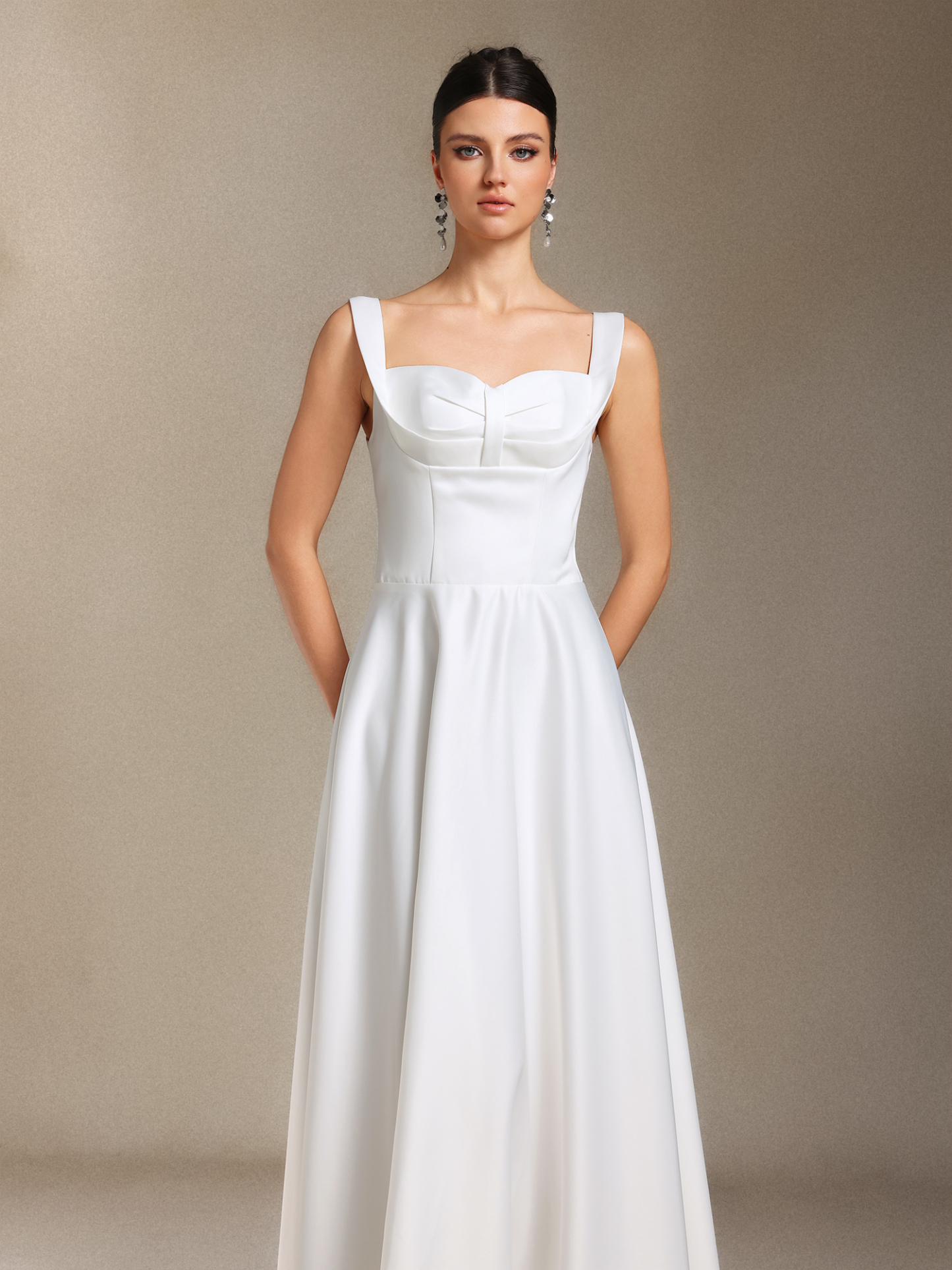 Fakula Fang Ling  Three-dimensional cutting Midi length evening dress