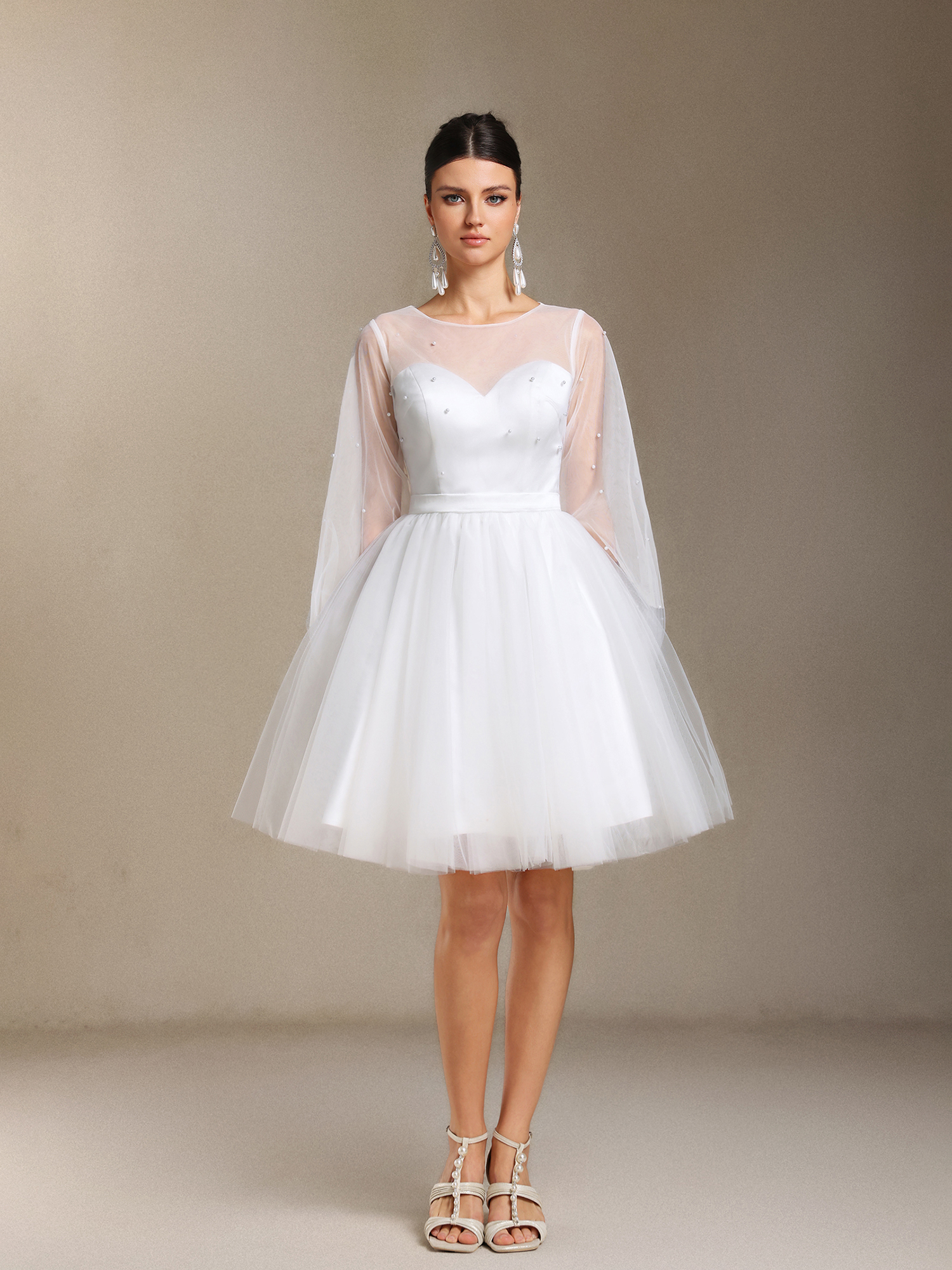Zakana Long sleeves Pearl Mesh yarn Satin Mini wedding dress