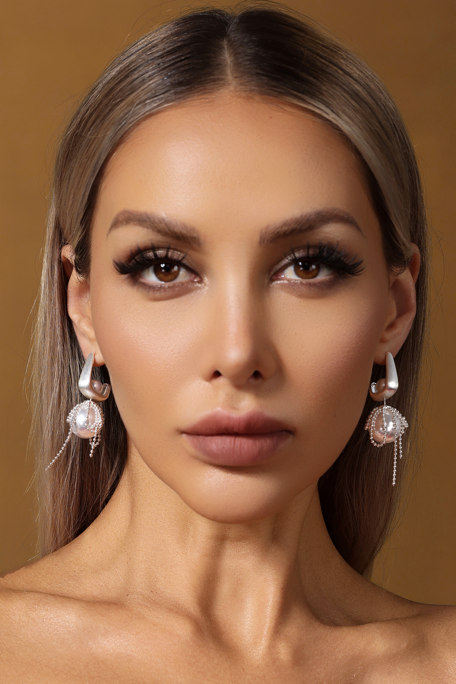 Zaroe Pearl Tassels Earrings