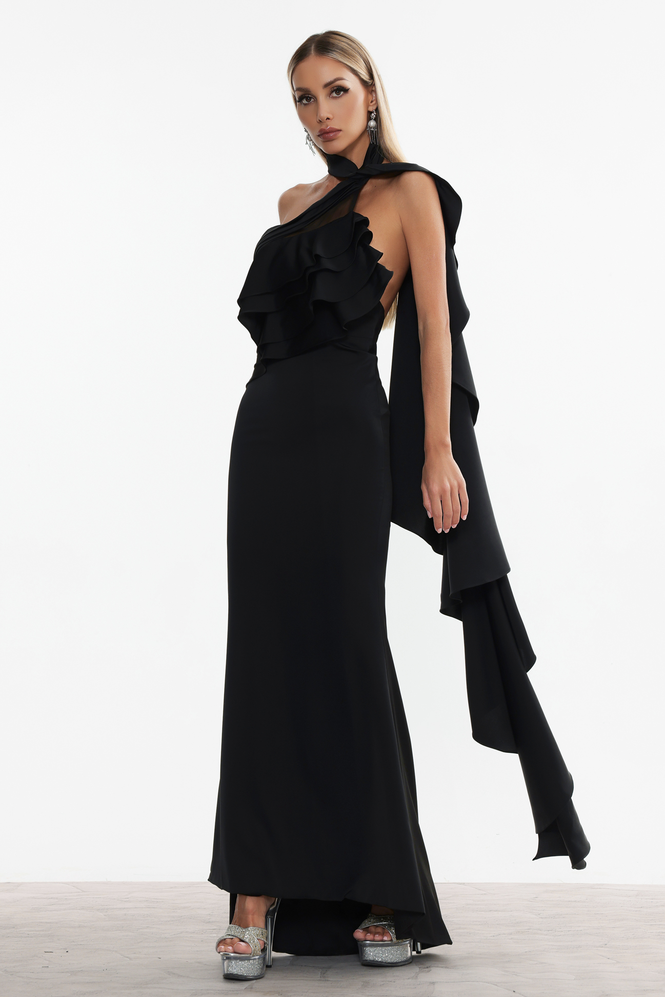 Willa Sleeveless Halter Flounce Maxi Dress