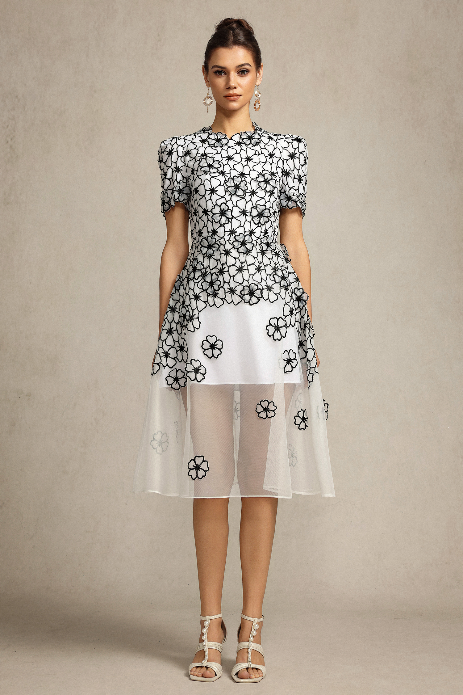 Vlafa Round Neck Short Sleeves Embroidery Flowers Midi Dress