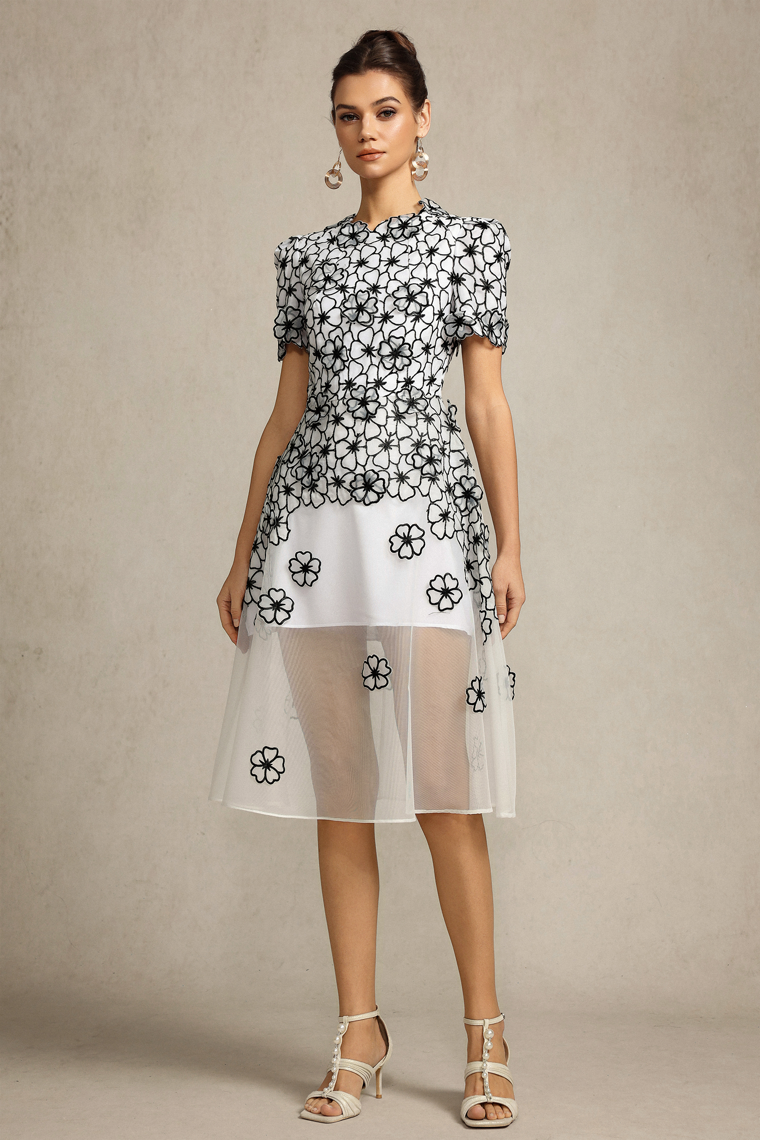 Vlafa Round Neck Short Sleeves Embroidery Flowers Midi Dress