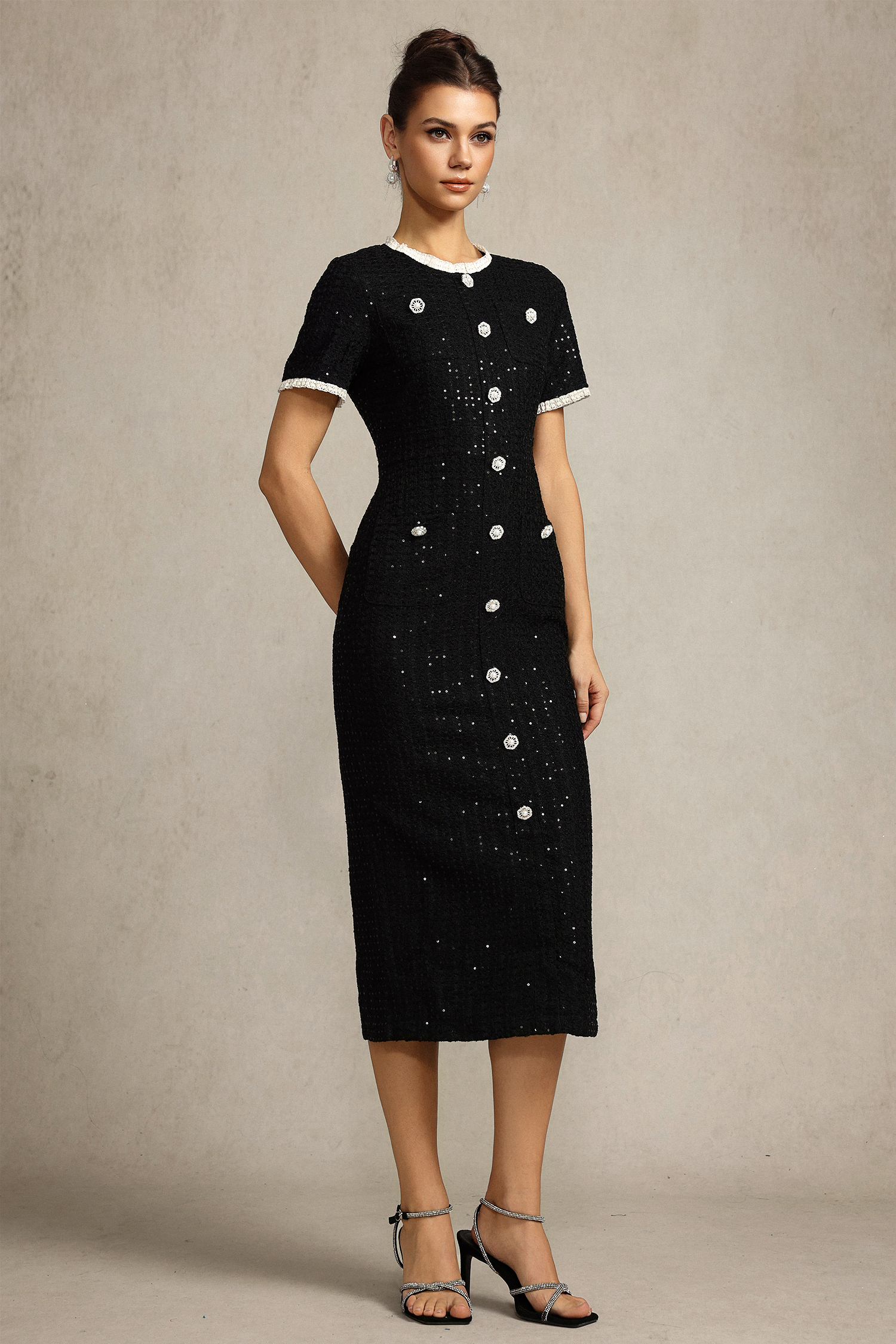 Haka Round Neck Short Sleeves Maxi Dress