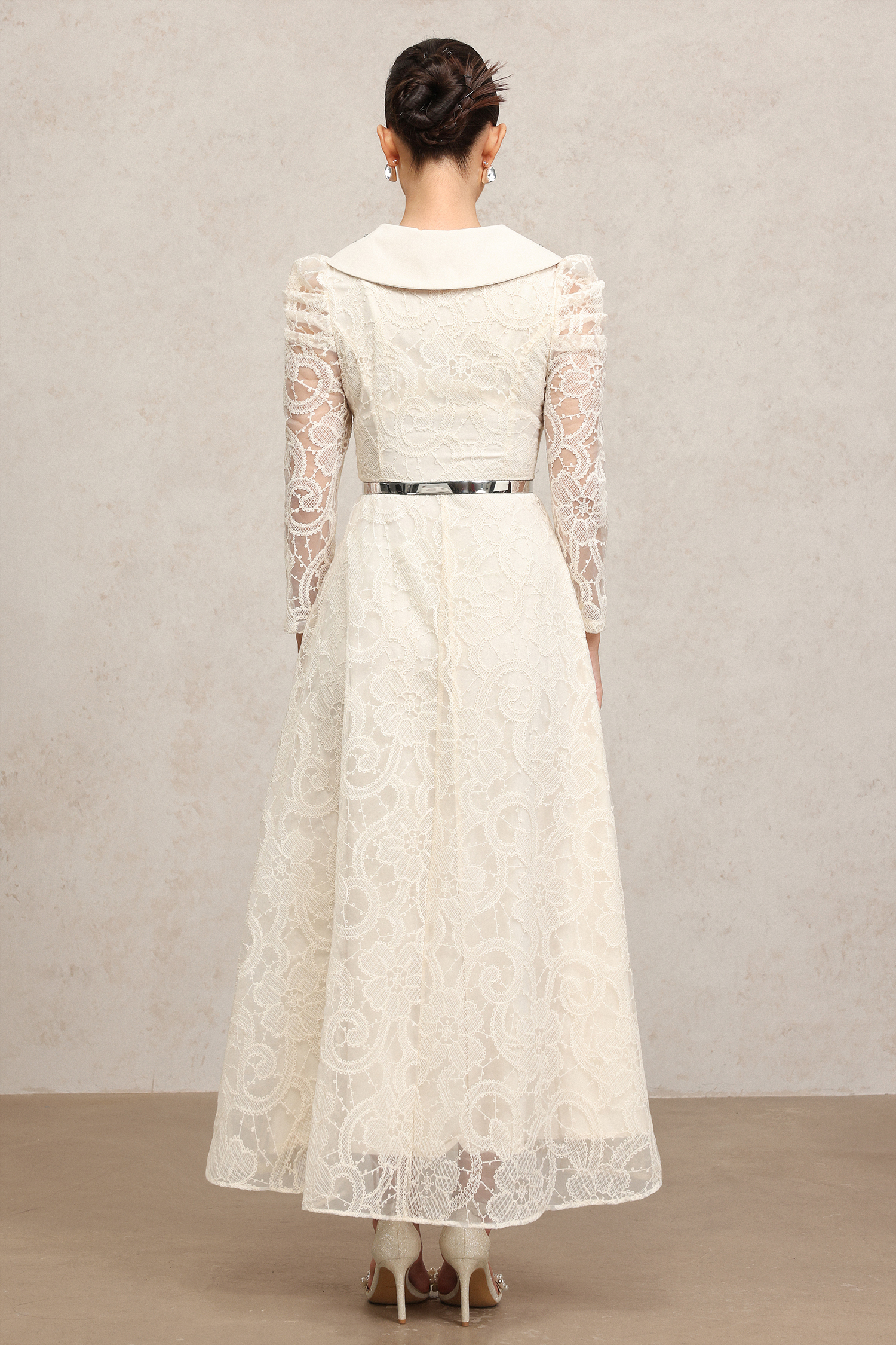 Umeko Long Sleeves Lace Diamond Maxi Dress