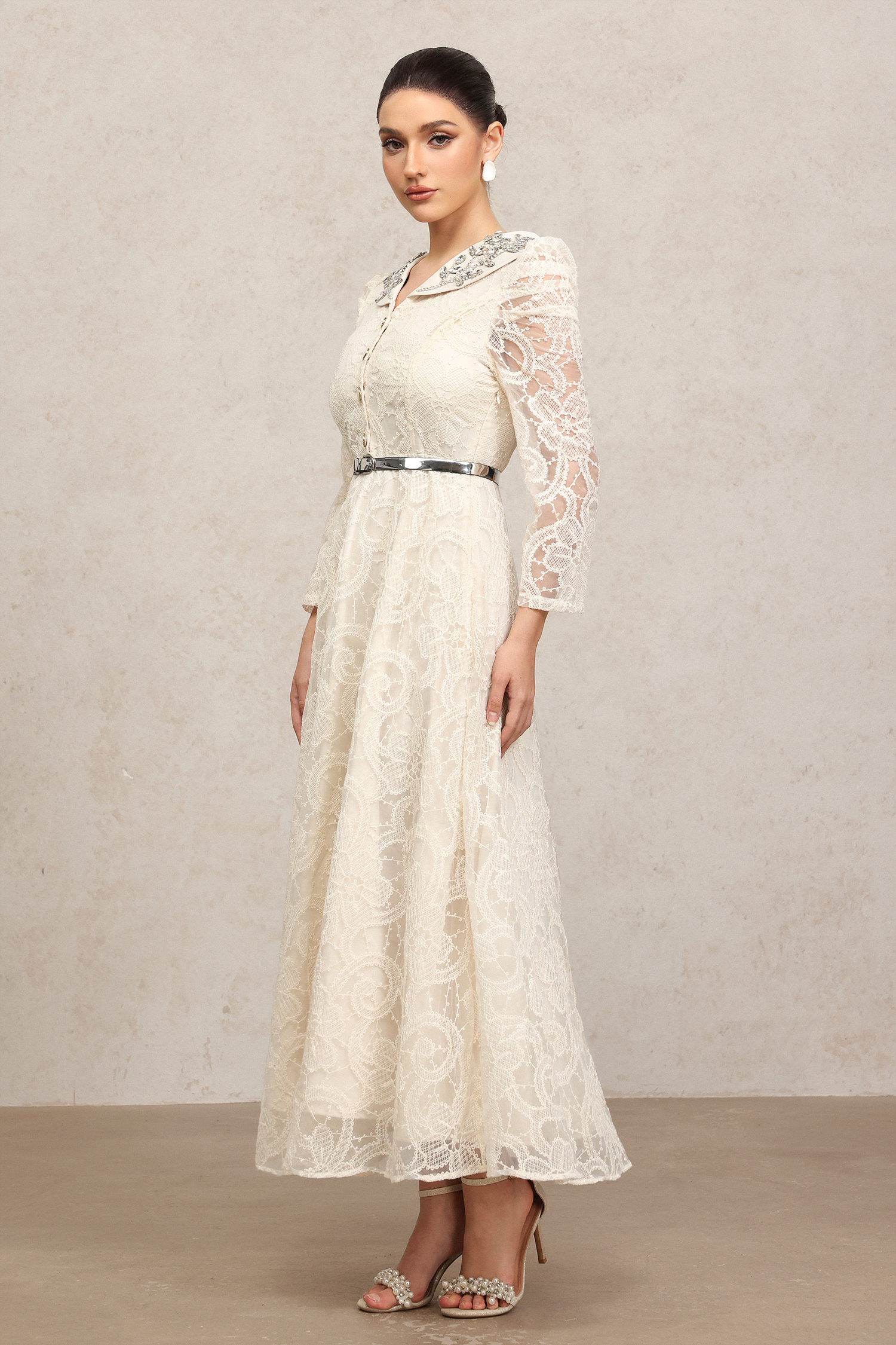 Umeko Long Sleeves Lace Diamond Maxi Dress