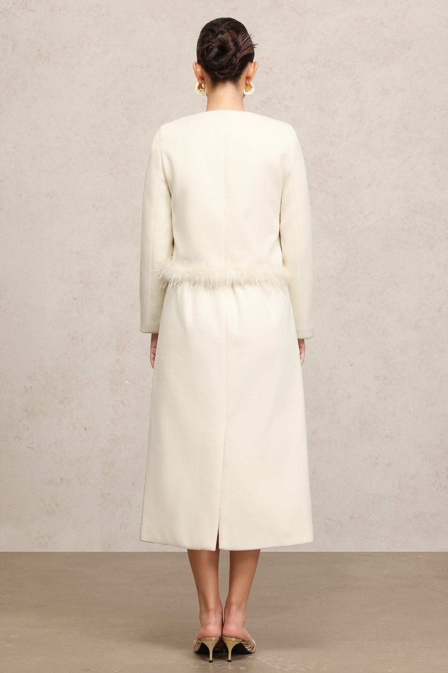 Kamo Round Neck Long Sleeves Artificial Feather Top And Skirt Two-Piece Set