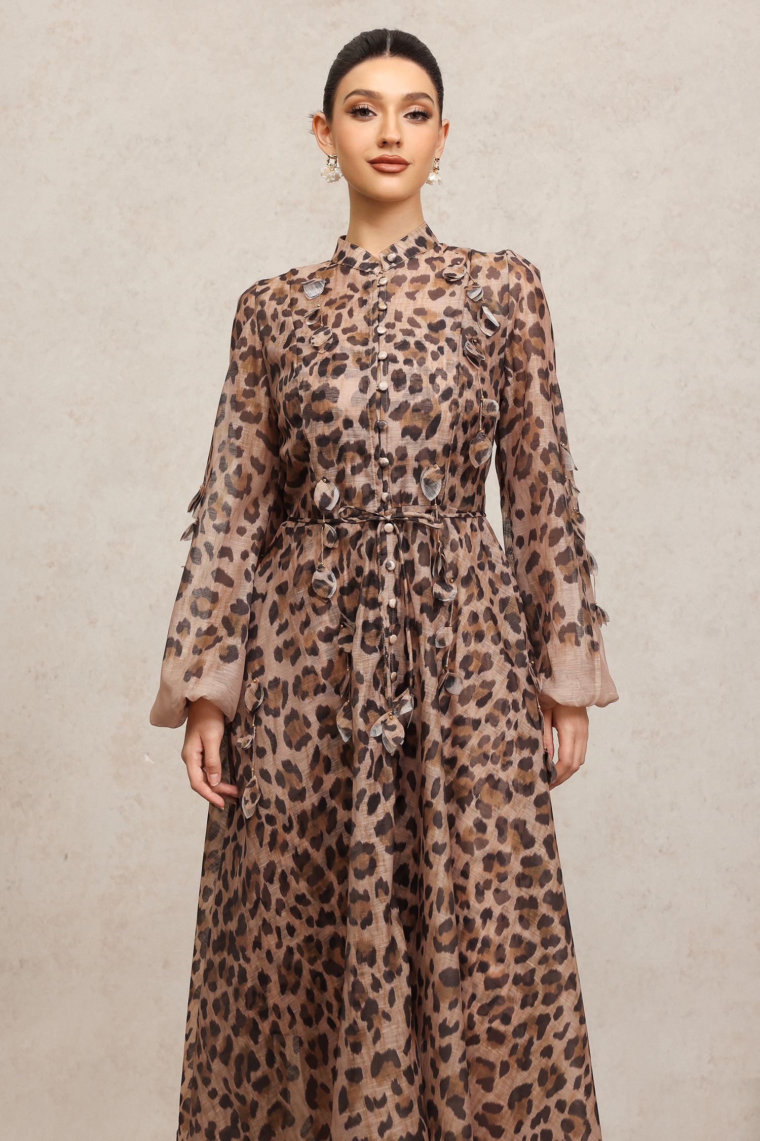 Myra Round Neck Long Sleeves Leopard Print Maxi Dress