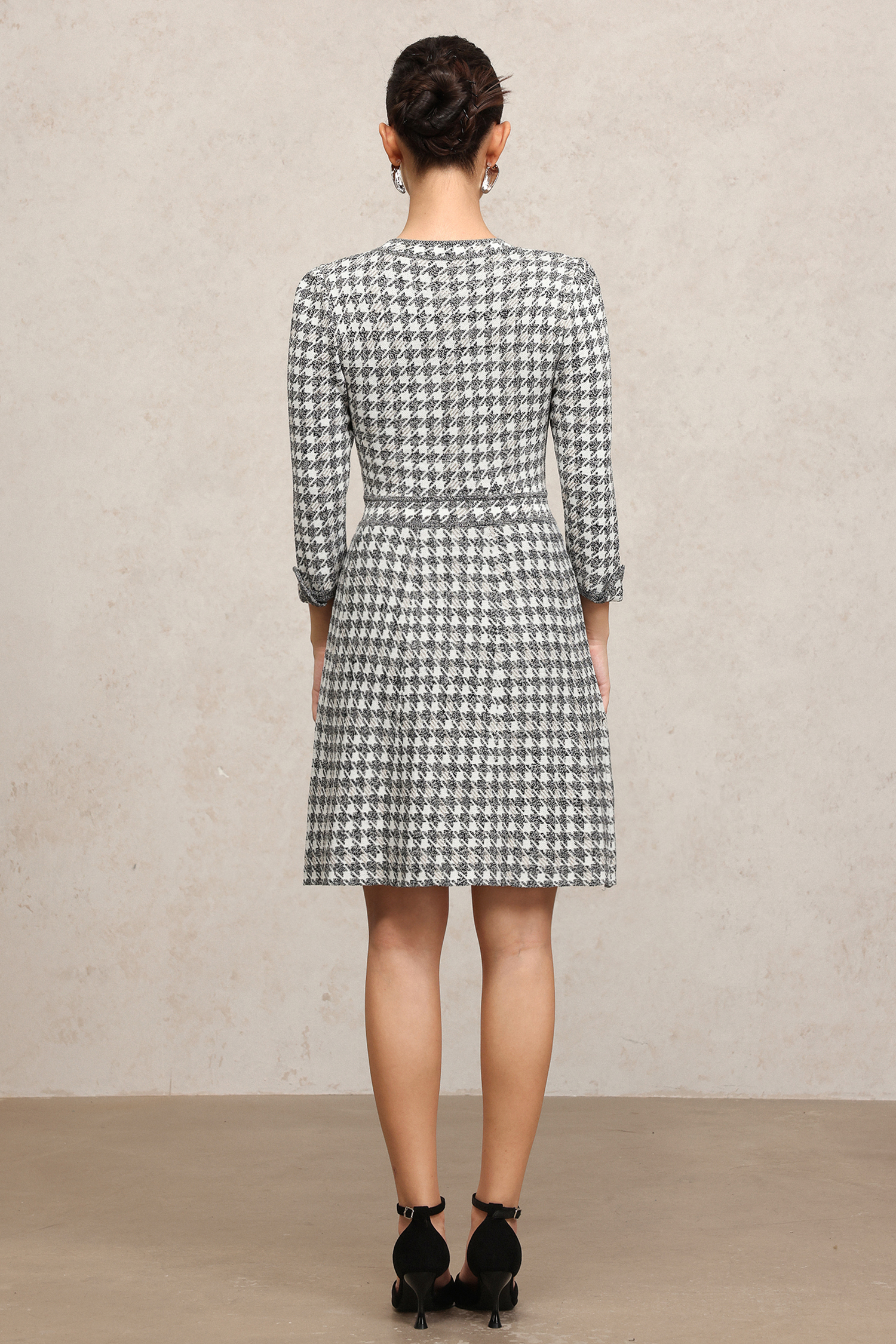 Salerio Houndstooth Long Sleeves Mini Dress